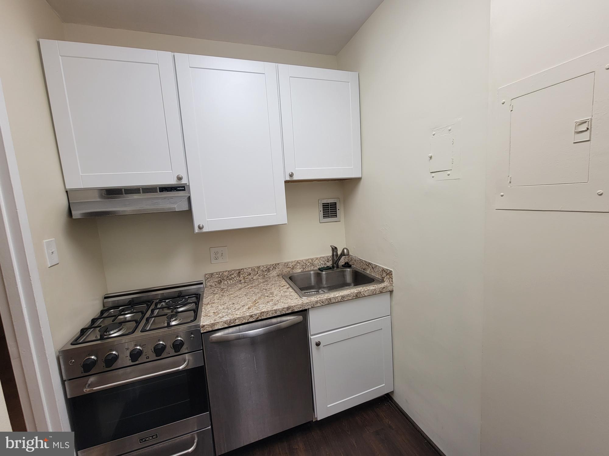 RIVER PLACE - Residential