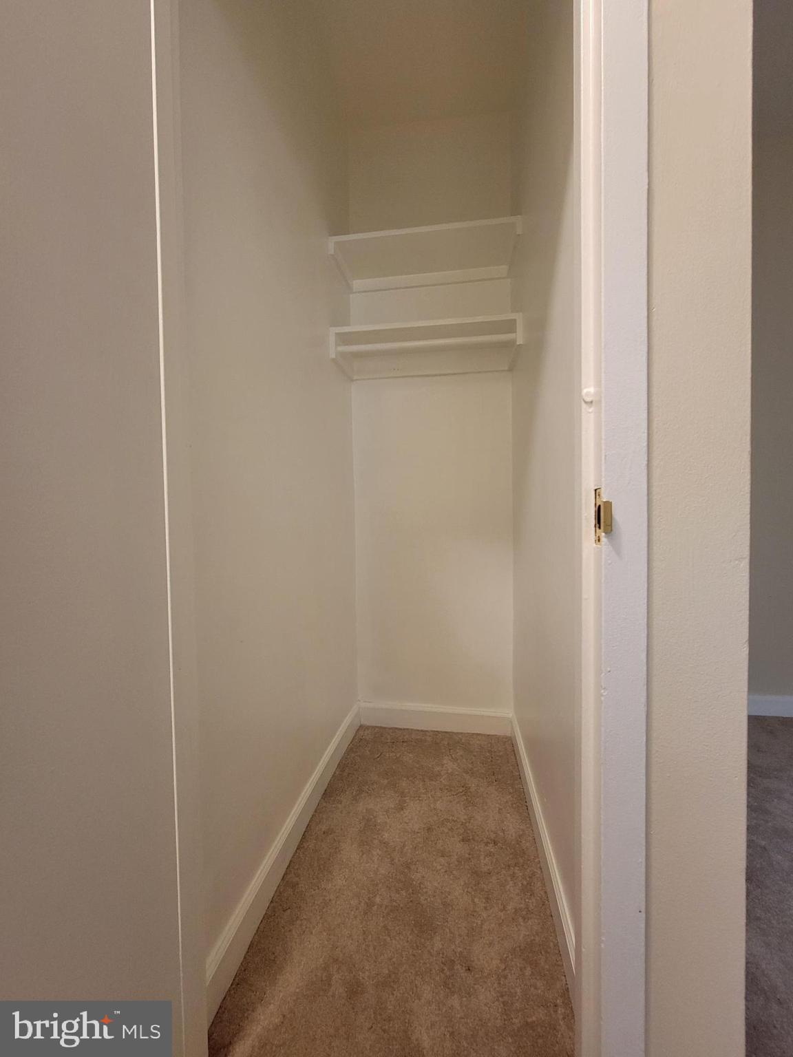 RIVER PLACE - Residential