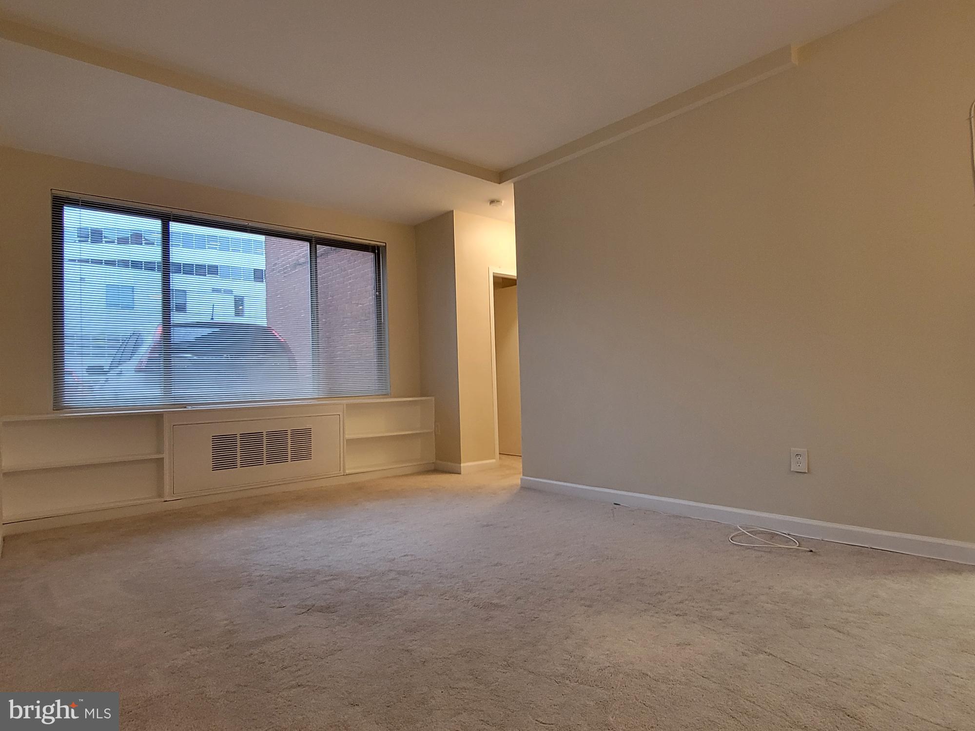RIVER PLACE - Residential