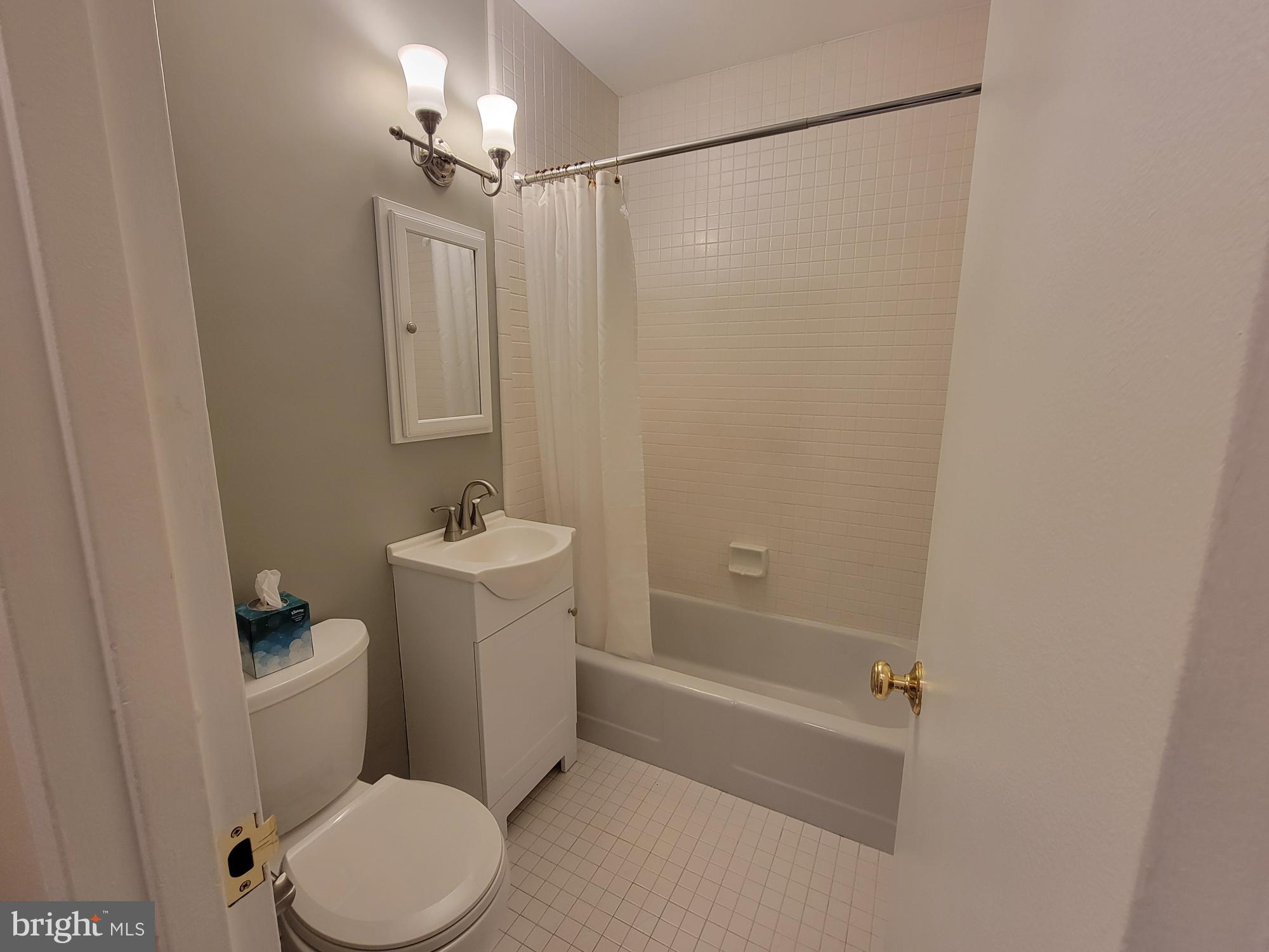 RIVER PLACE - Residential