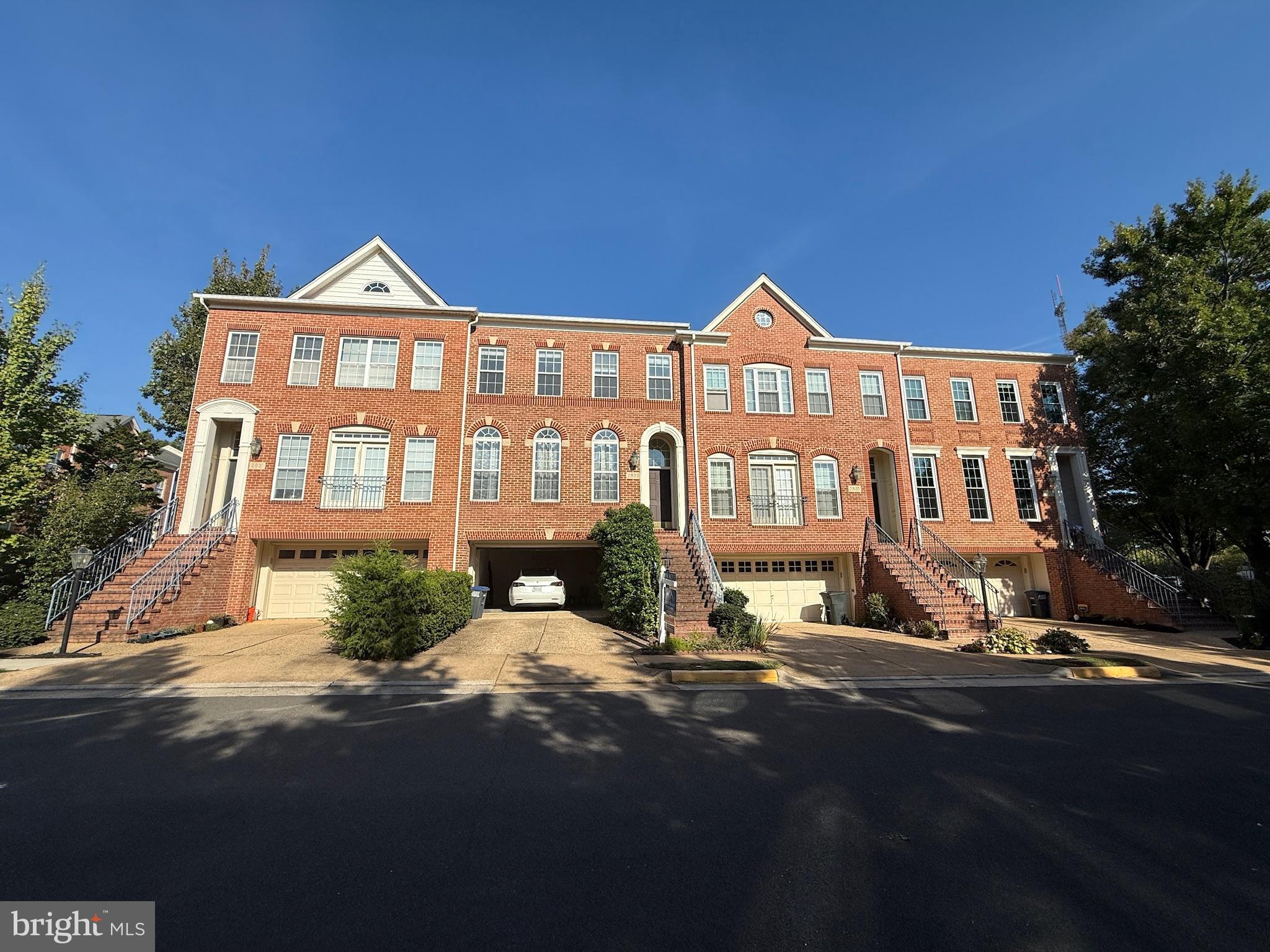 PROVIDENCE PARK - Residential