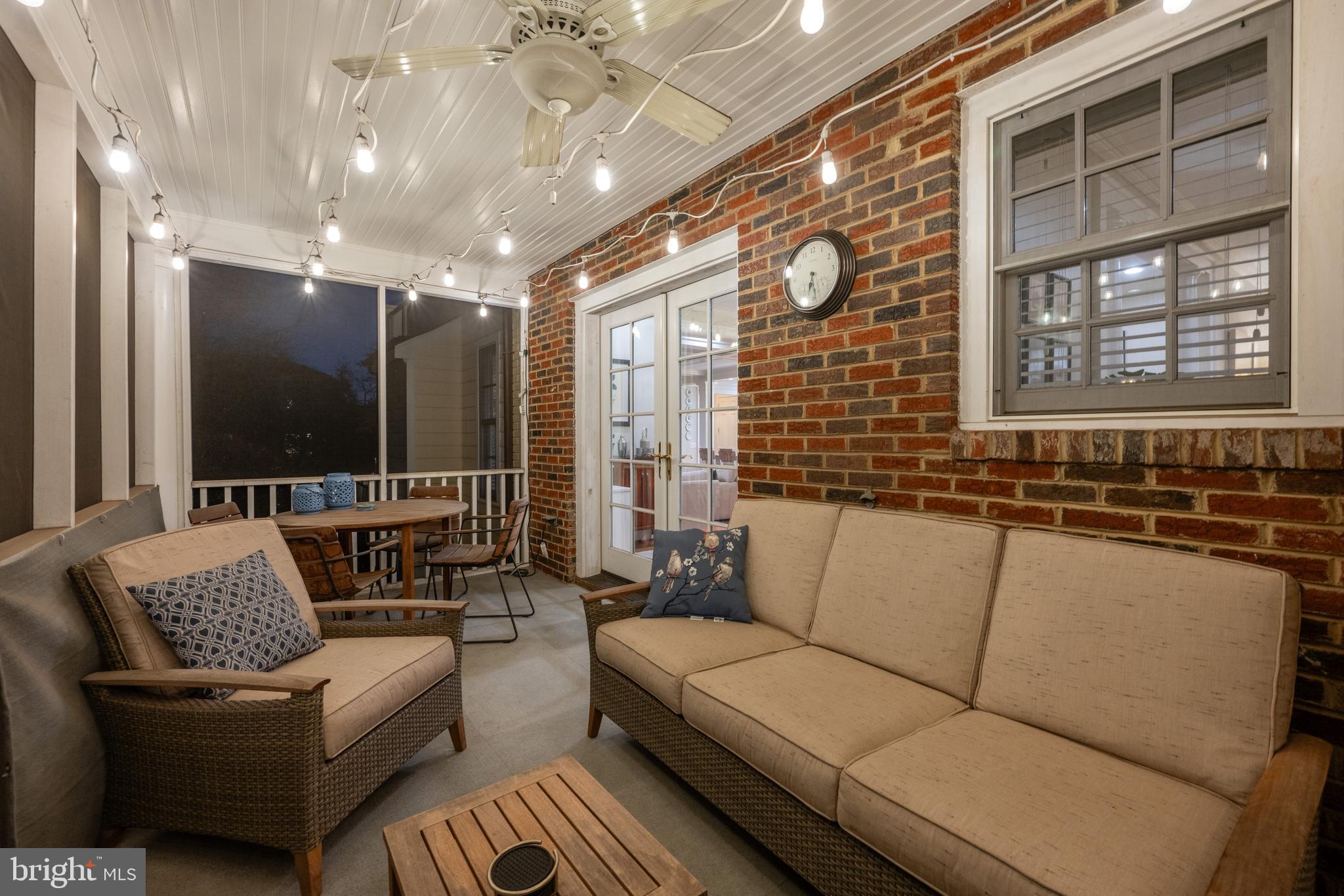 ROSEMONT - Residential