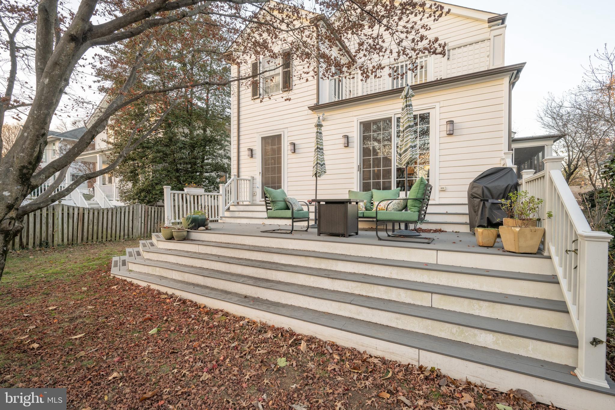 ROSEMONT - Residential