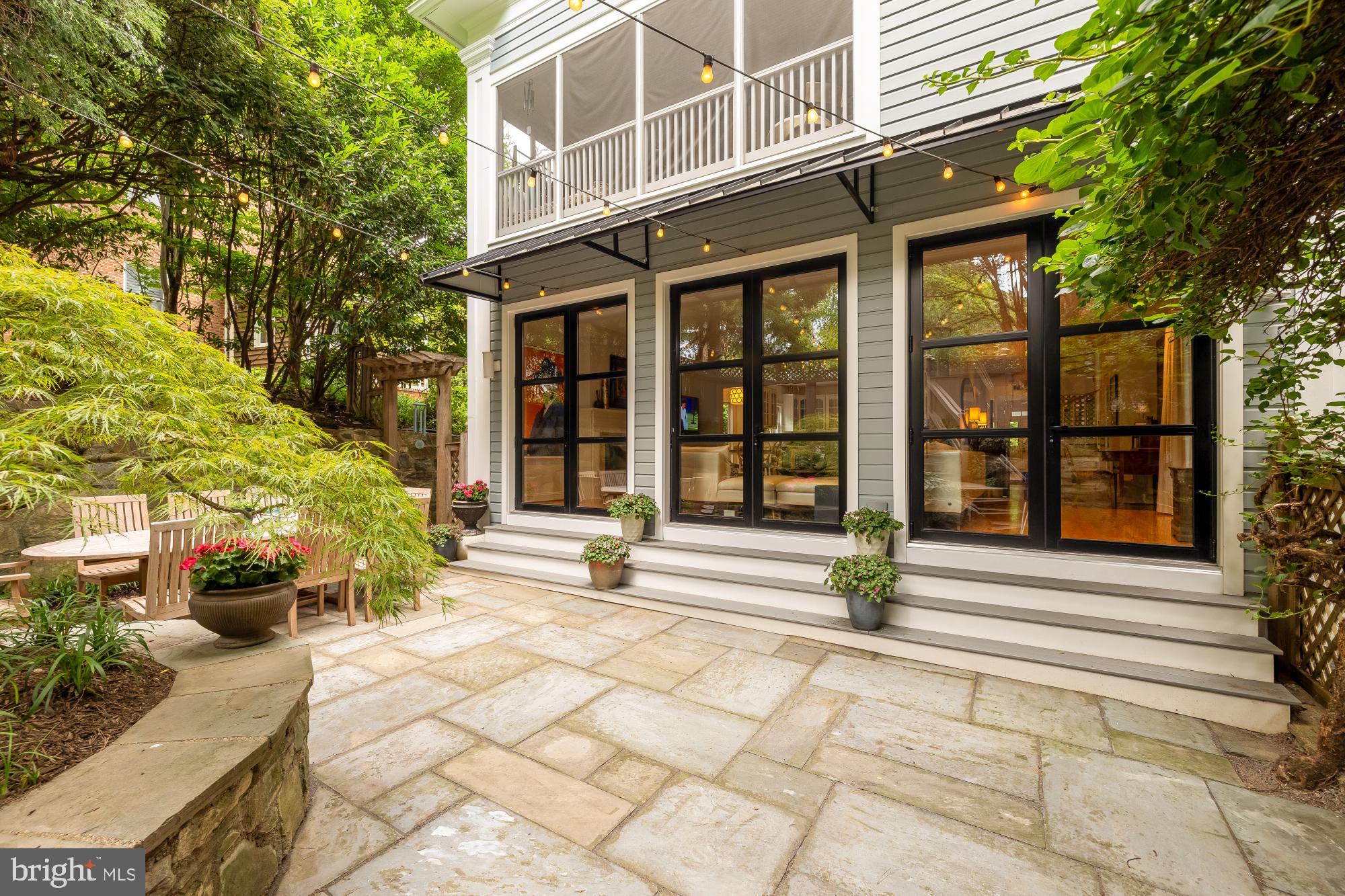 GARRETT PARK - Residential