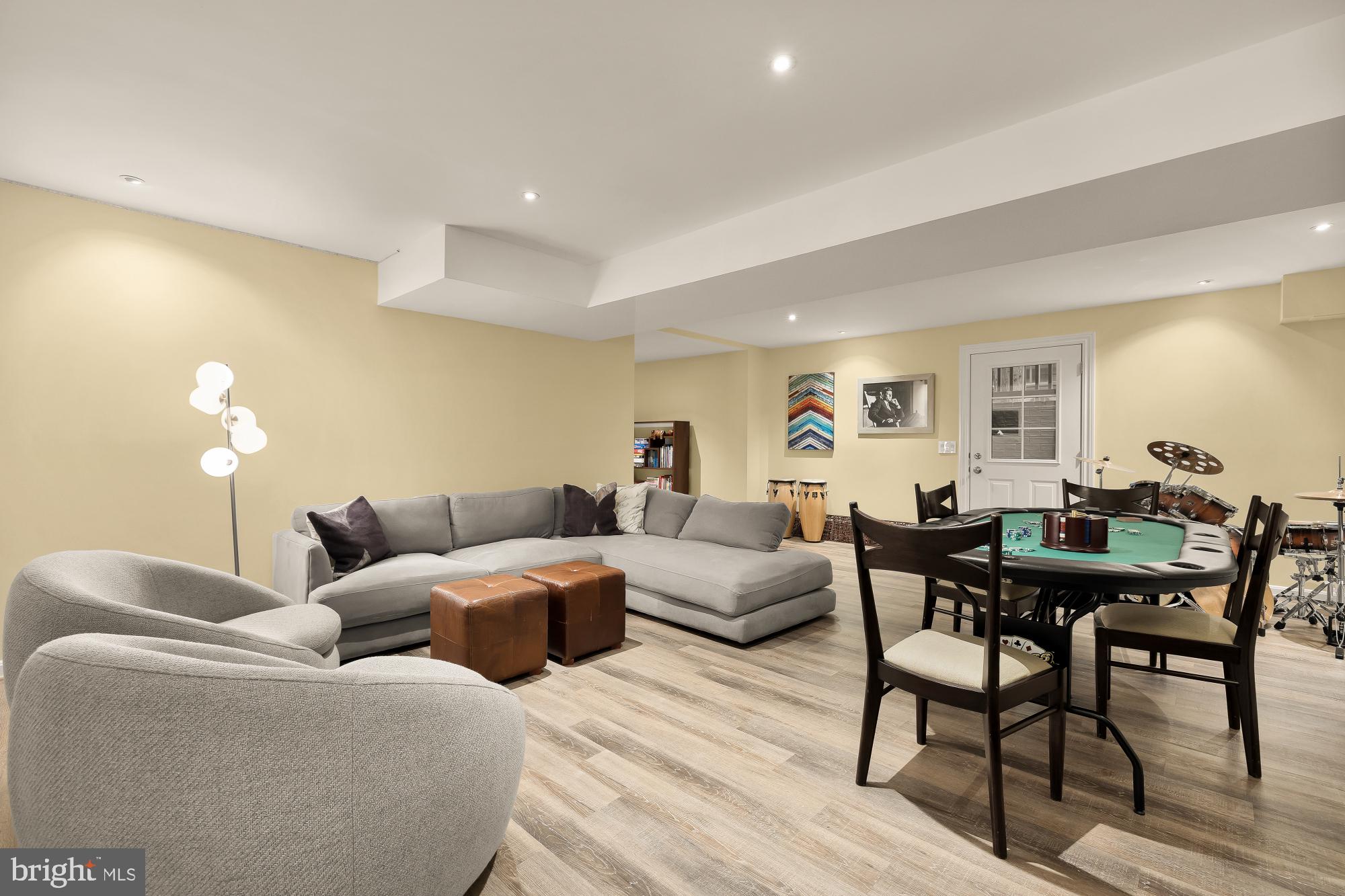 GARRETT PARK - Residential