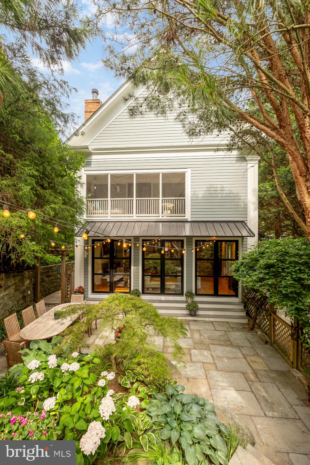 GARRETT PARK - Residential