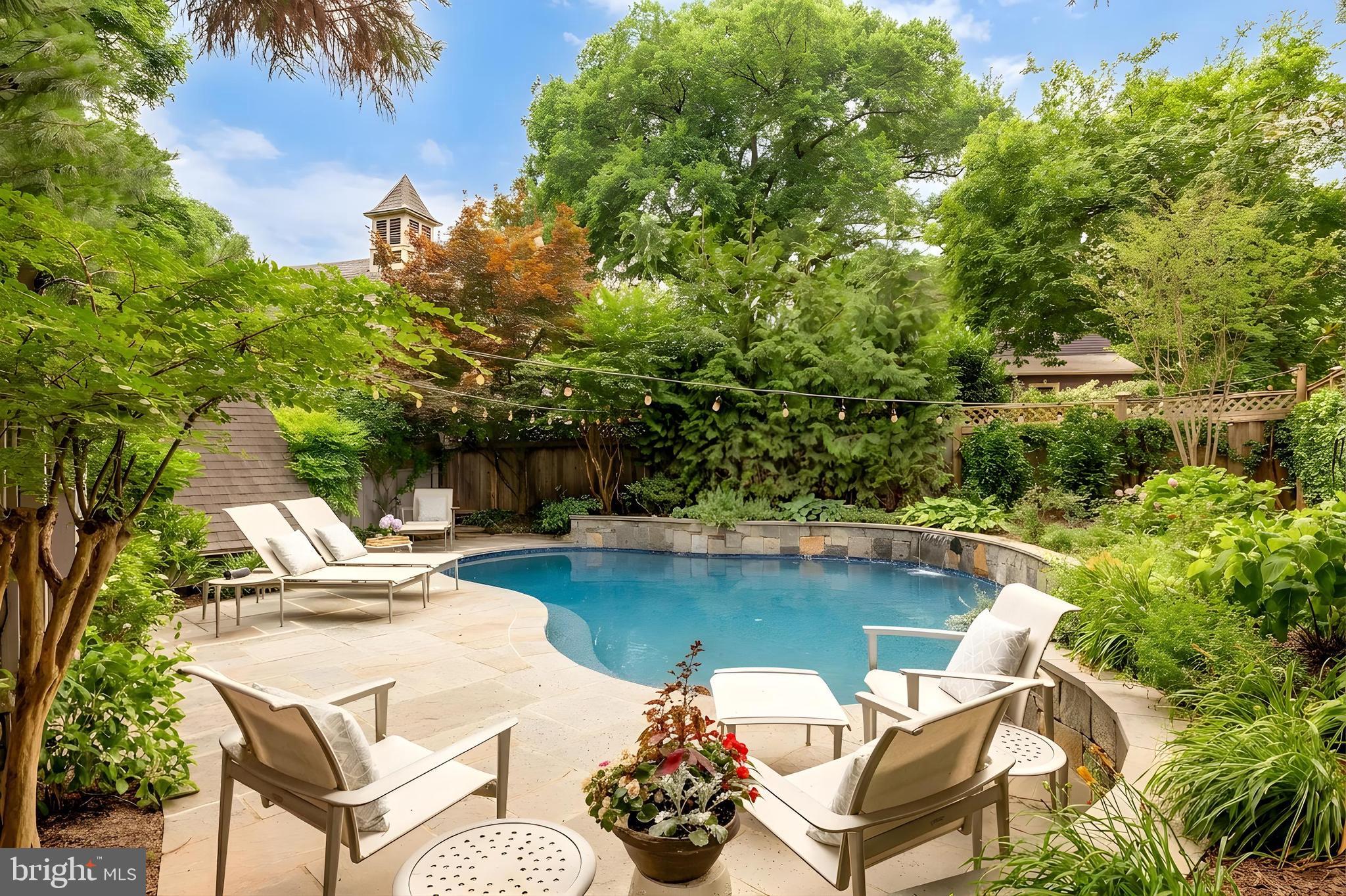 GARRETT PARK - Residential
