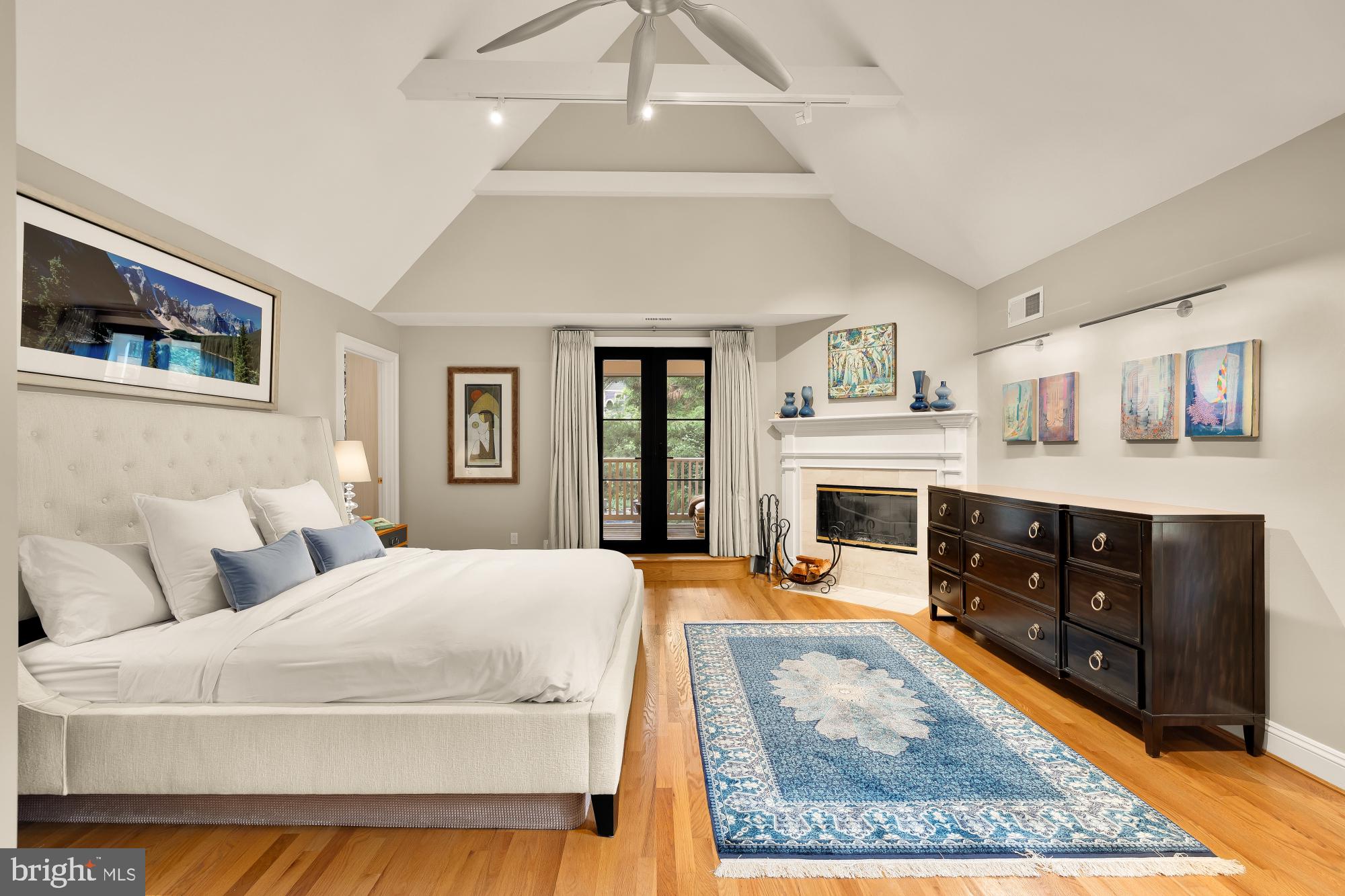 GARRETT PARK - Residential