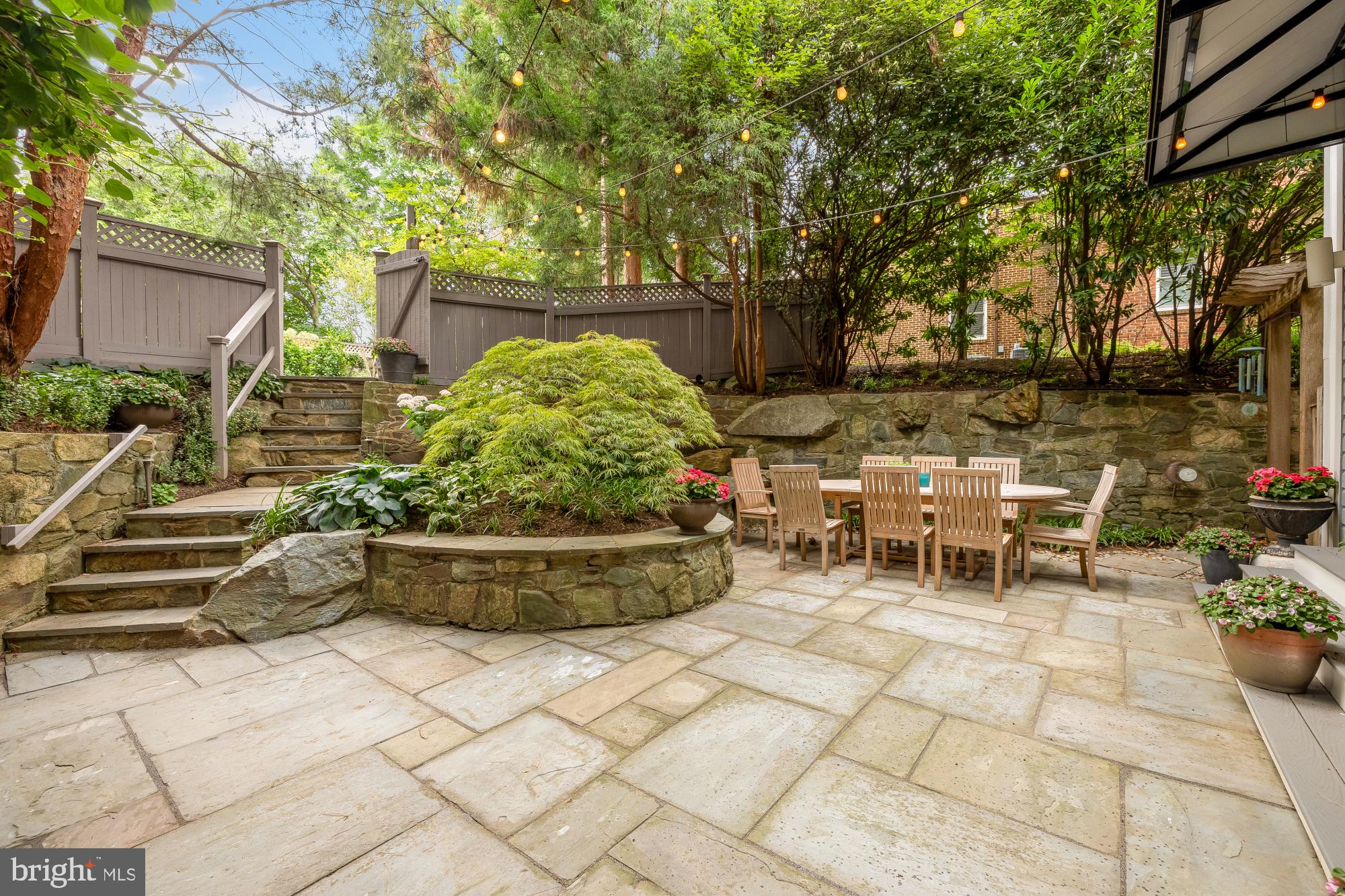 GARRETT PARK - Residential