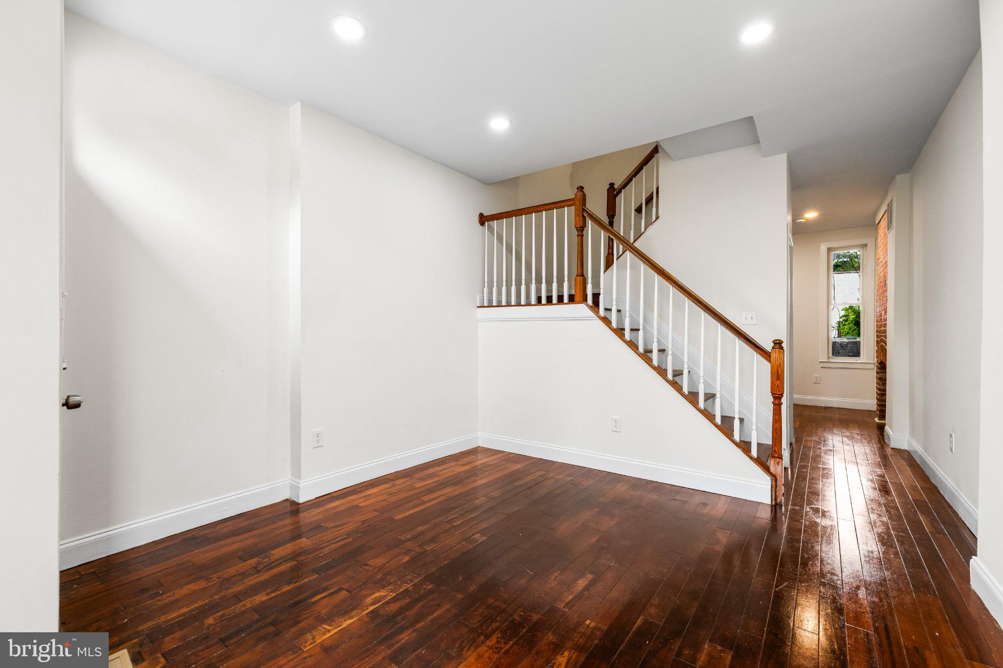 CARROLL-SOUTH HILTON - Residential