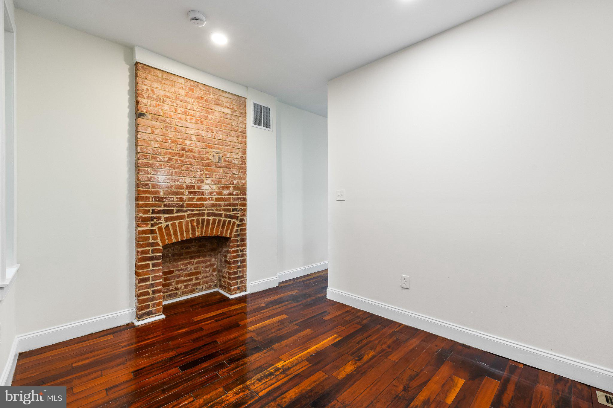 CARROLL-SOUTH HILTON - Residential