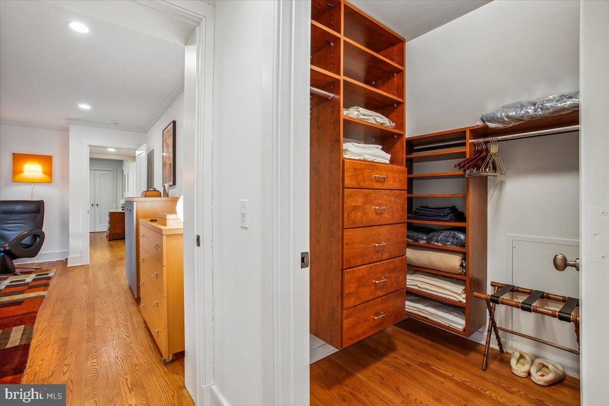 MERRYWOOD ON THE POTOMAC - Residential