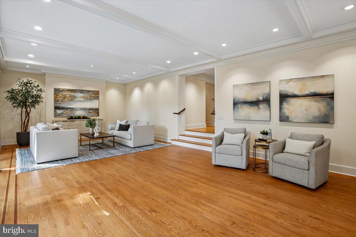 MERRYWOOD ON THE POTOMAC - Residential