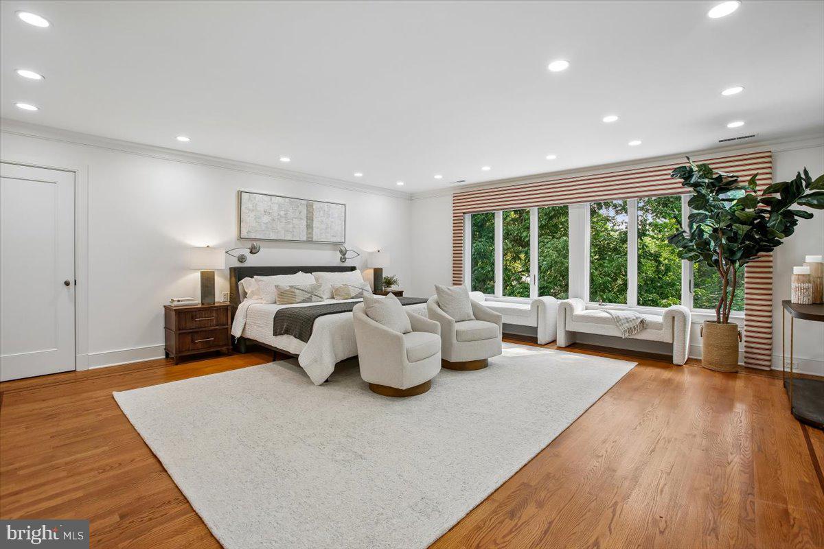 MERRYWOOD ON THE POTOMAC - Residential