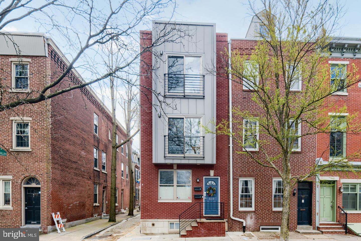 WASHINGTON SQ - Residential Lease