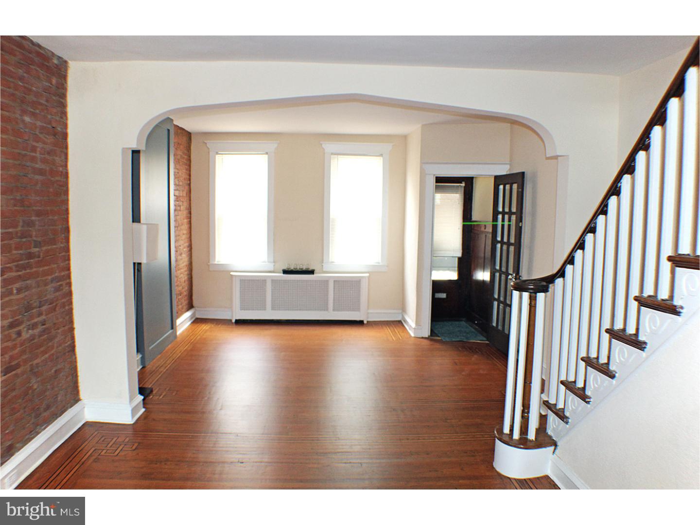 PORT RICHMOND - Residential Lease
