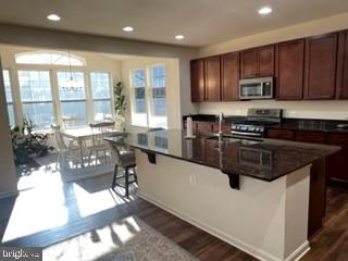 MOUNTAIN BROOK ESTATES - Residential Lease