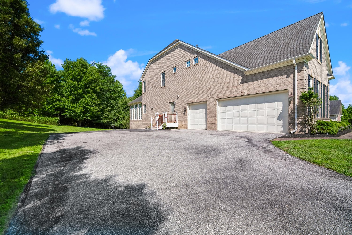 BUCKSKIN WOODS - Residential