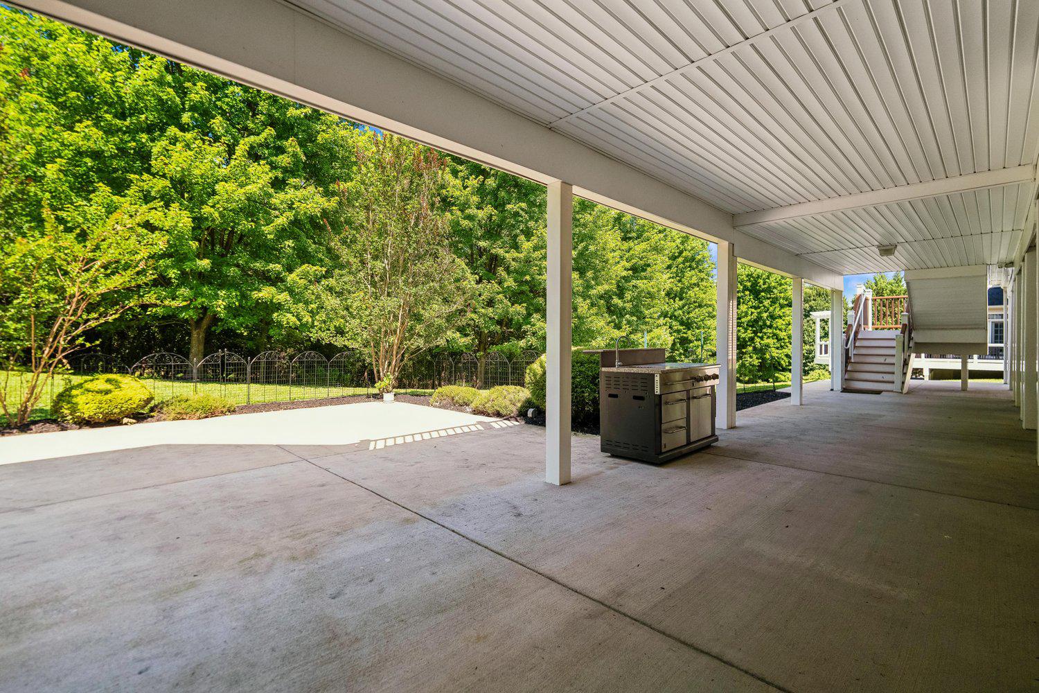 BUCKSKIN WOODS - Residential