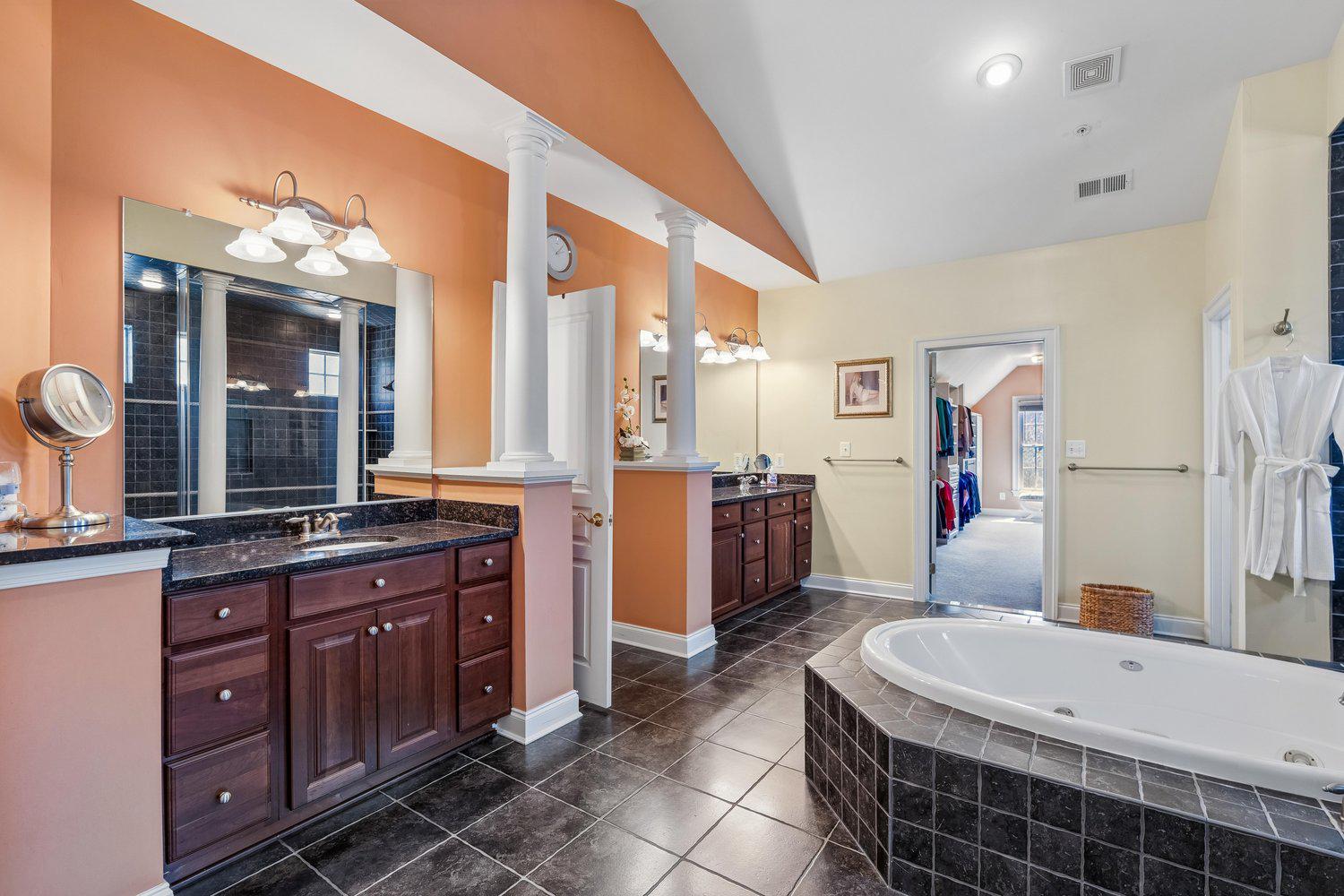 BUCKSKIN WOODS - Residential