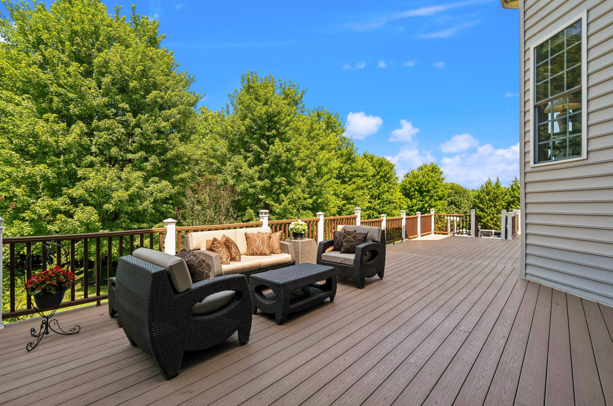 BUCKSKIN WOODS - Residential