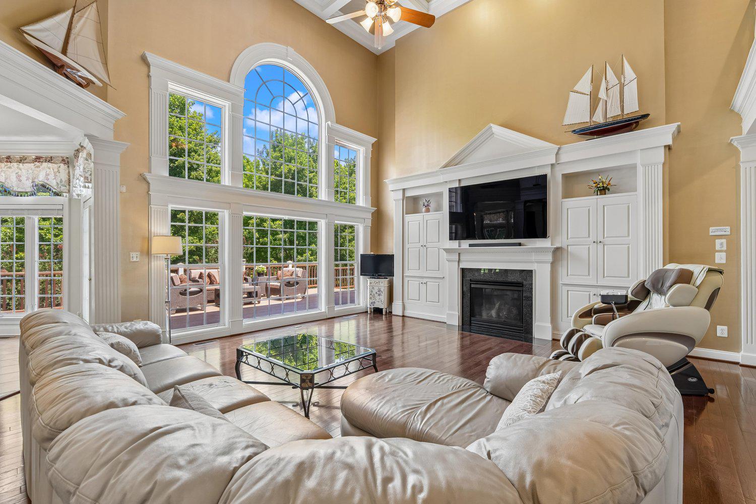 BUCKSKIN WOODS - Residential