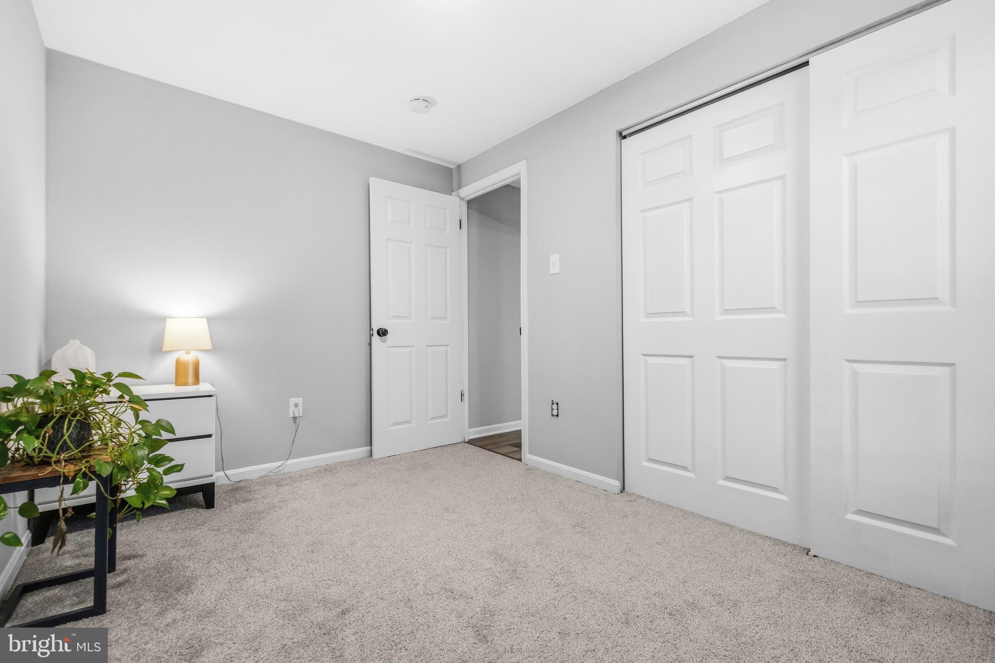 MINERAL SPRING VILLAGE - Residential