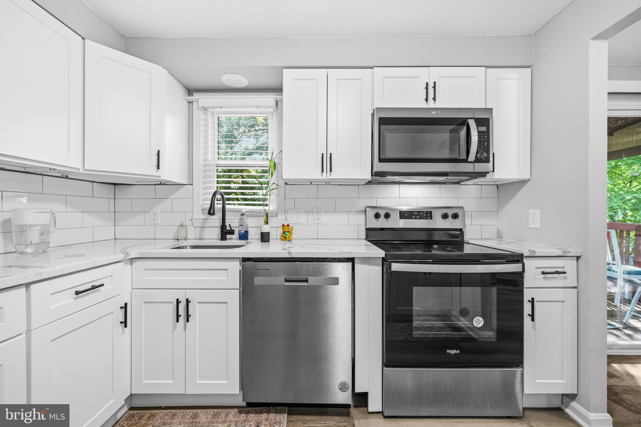 MINERAL SPRING VILLAGE - Residential