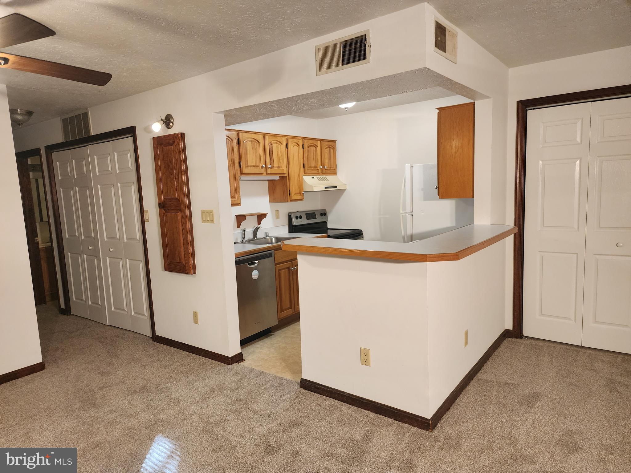 ORCHID PARK OF WILDEWOOD - Residential Lease