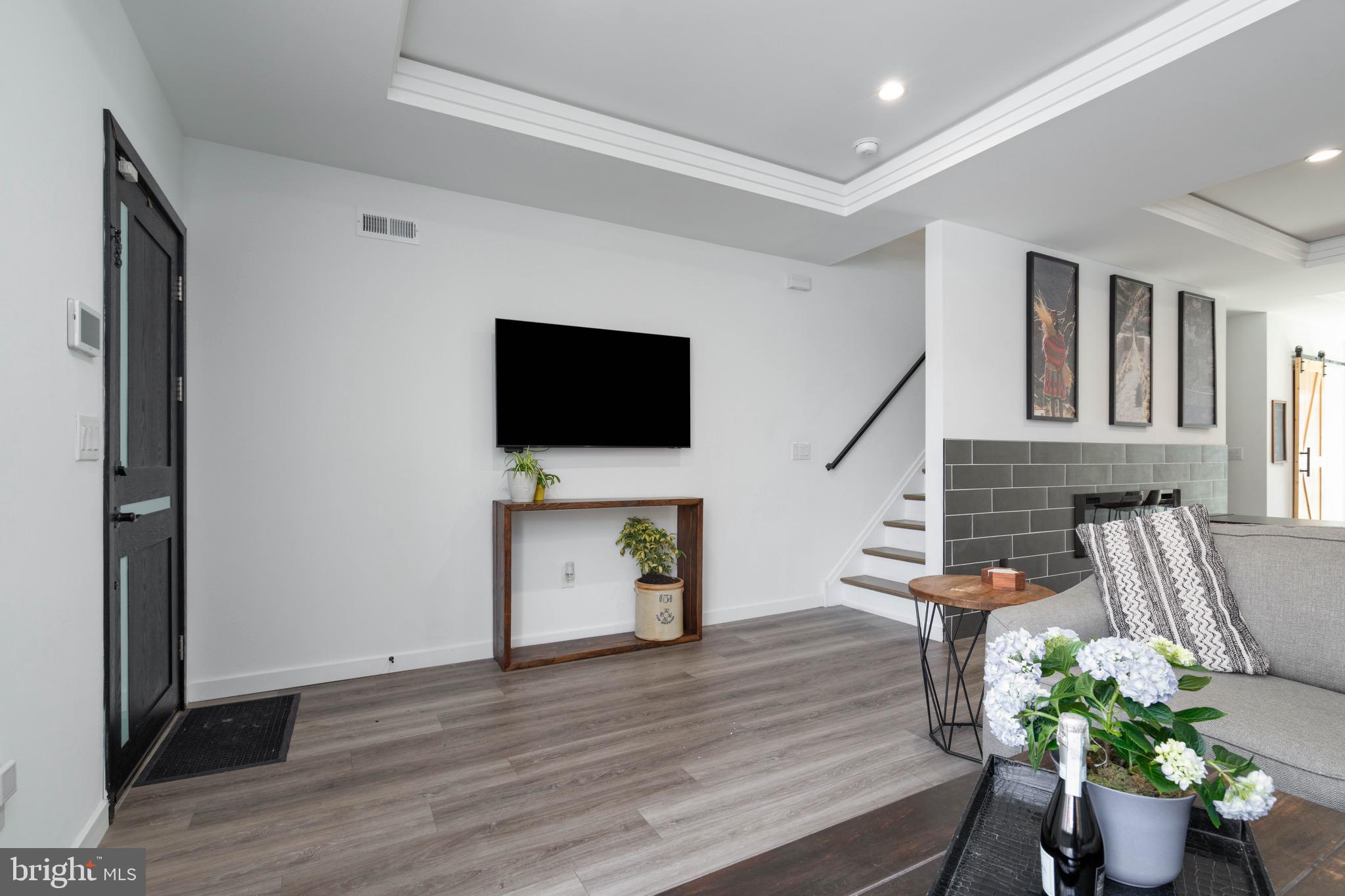 PORT RICHMOND - Residential