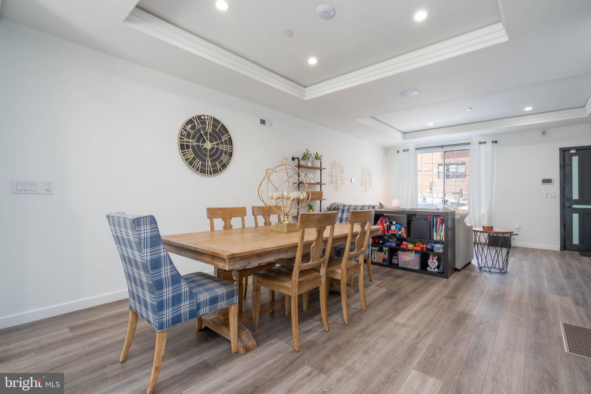 PORT RICHMOND - Residential