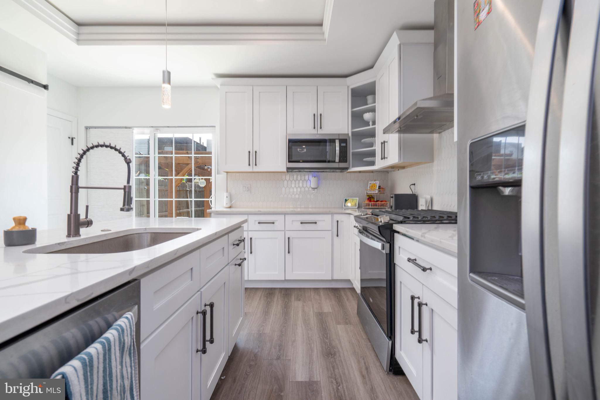 PORT RICHMOND - Residential