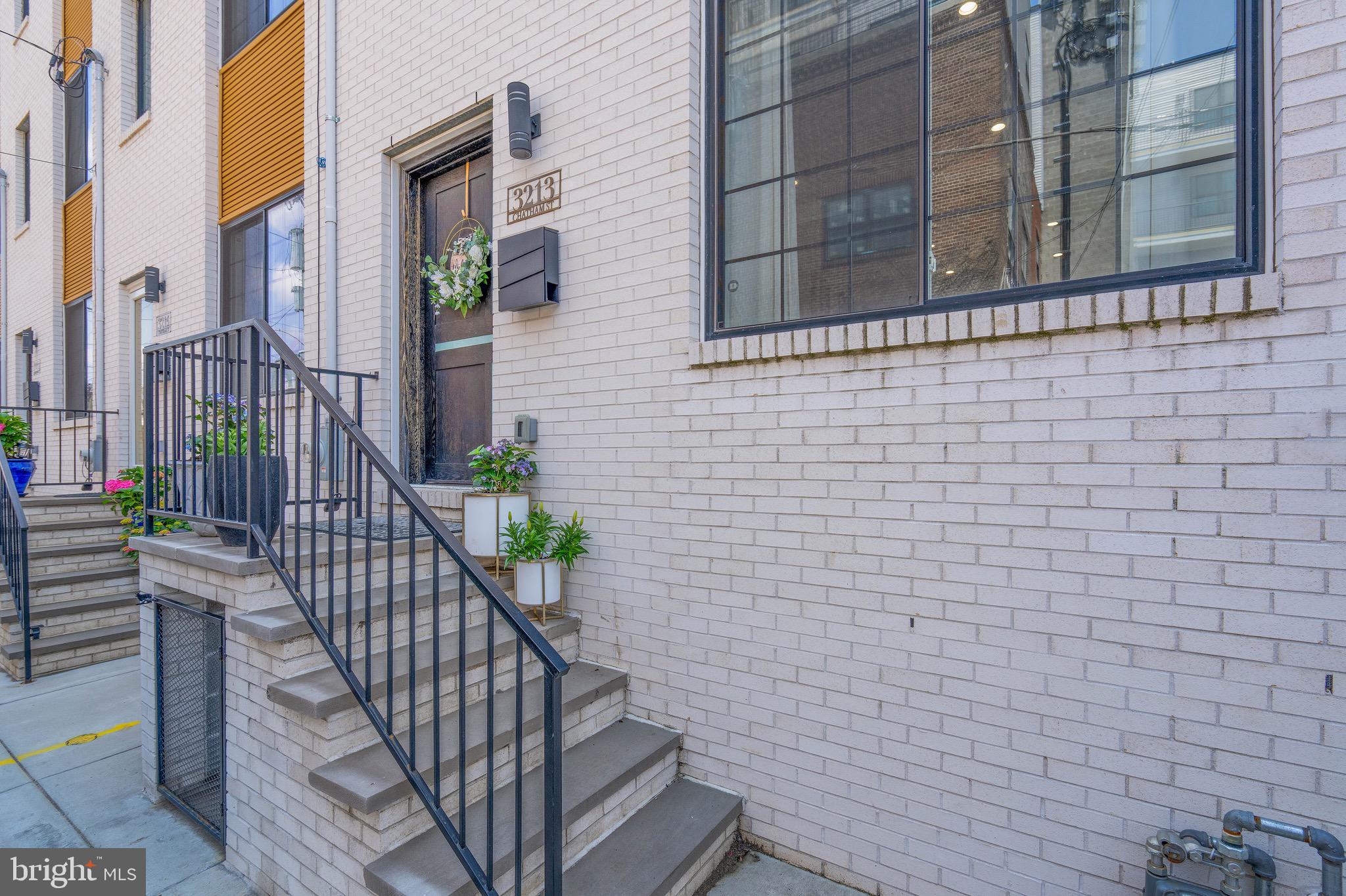 PORT RICHMOND - Residential