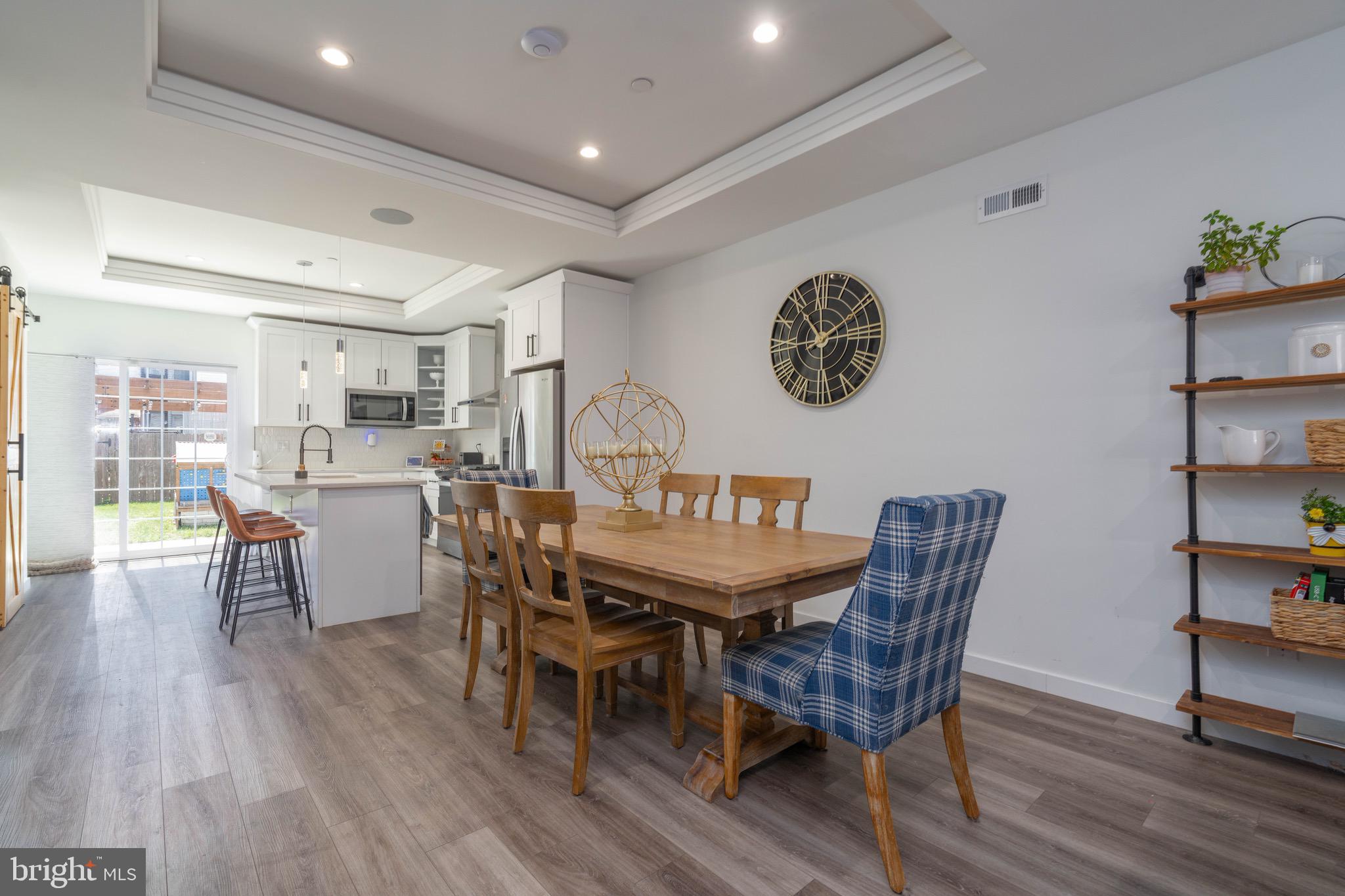 PORT RICHMOND - Residential