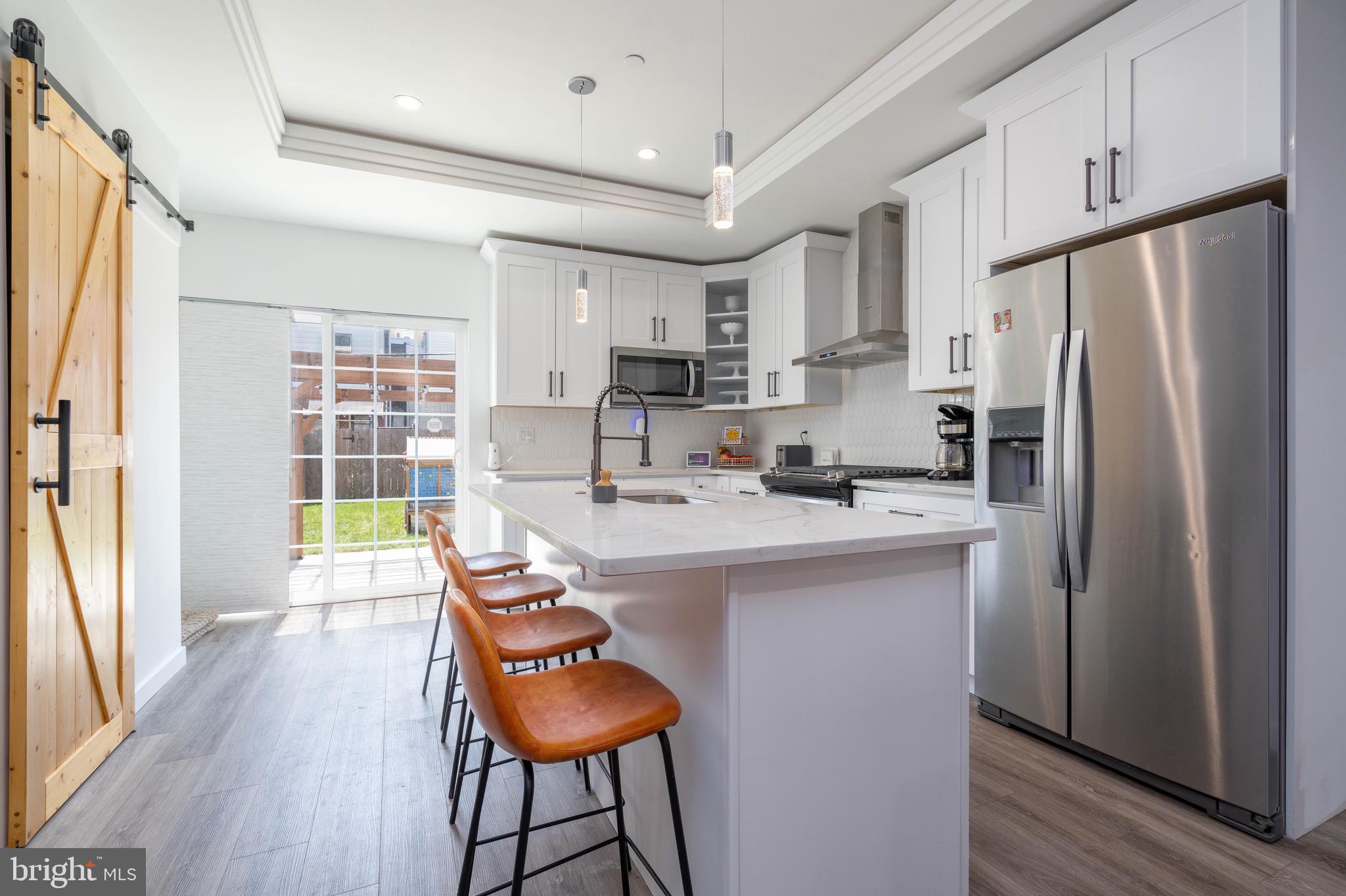 PORT RICHMOND - Residential