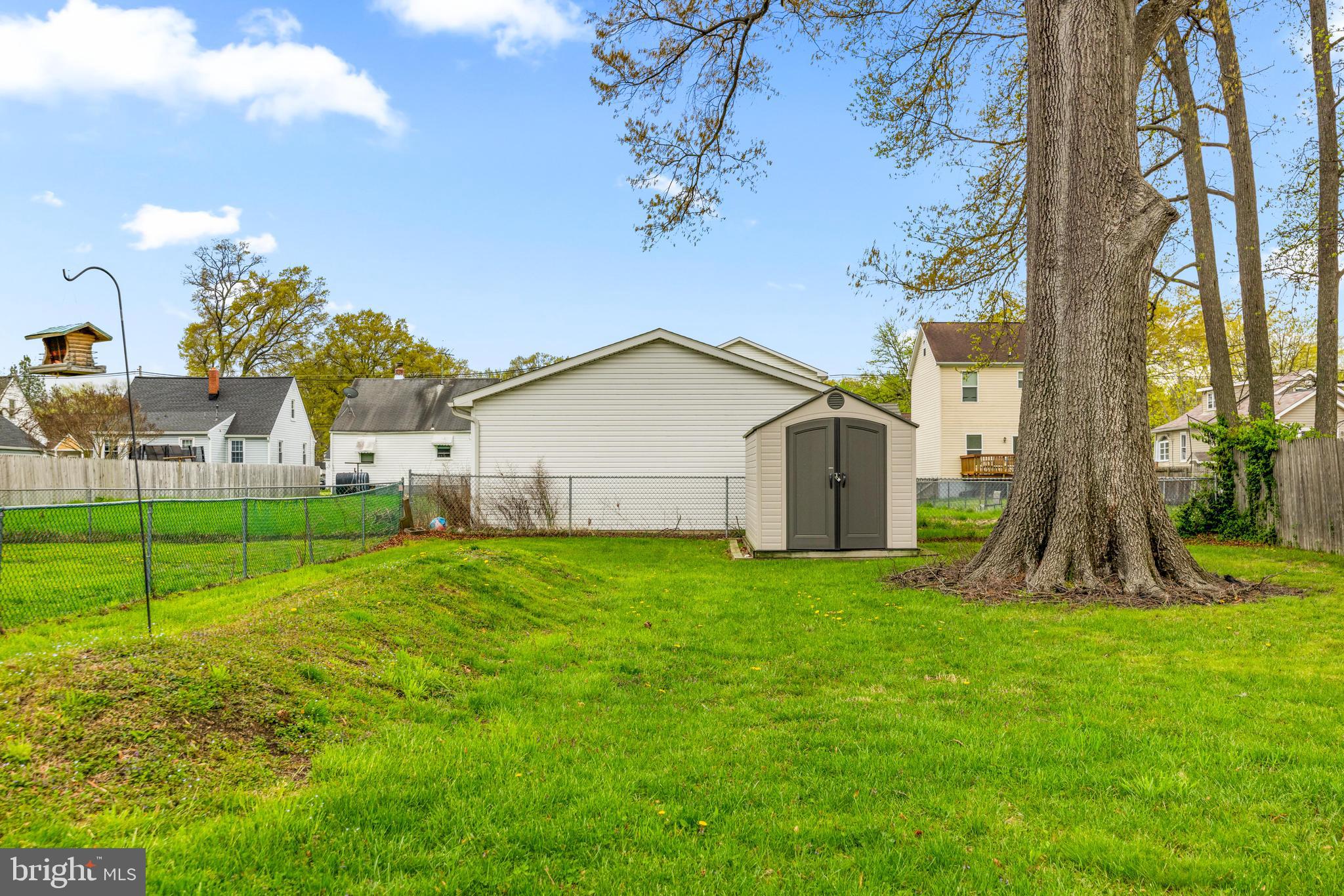ESSEX - Residential