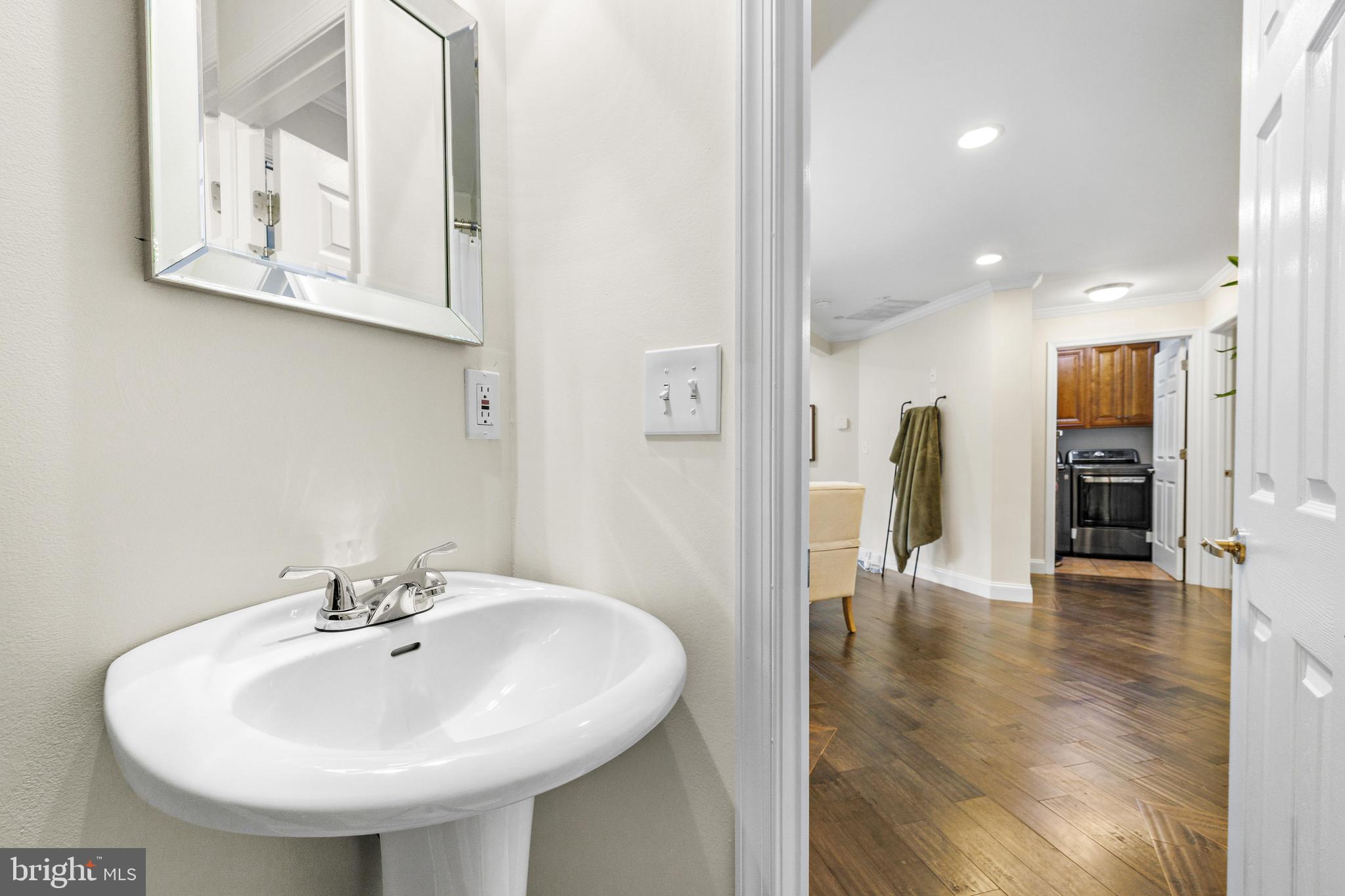 ESSEX - Residential
