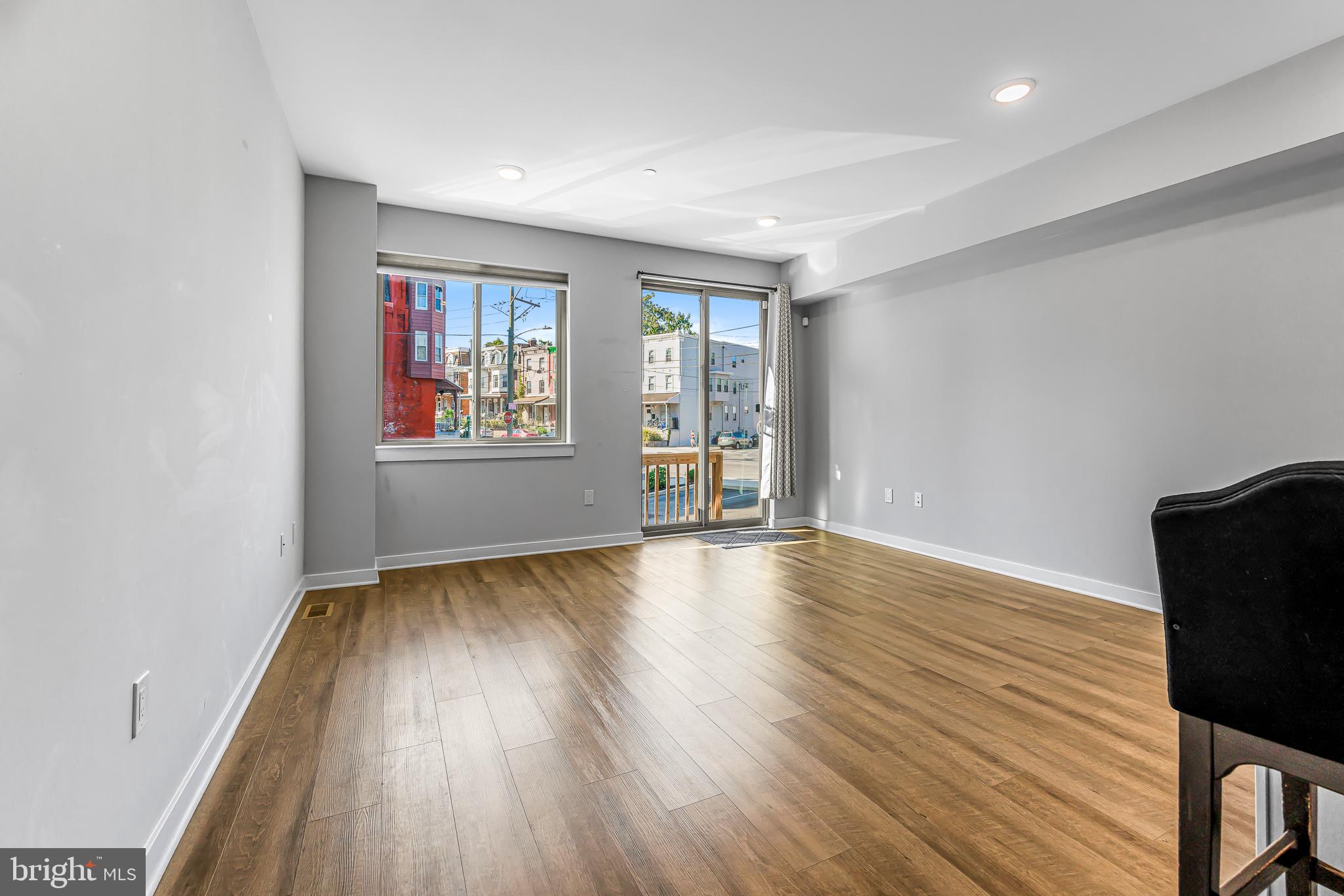 MANTUA - Residential