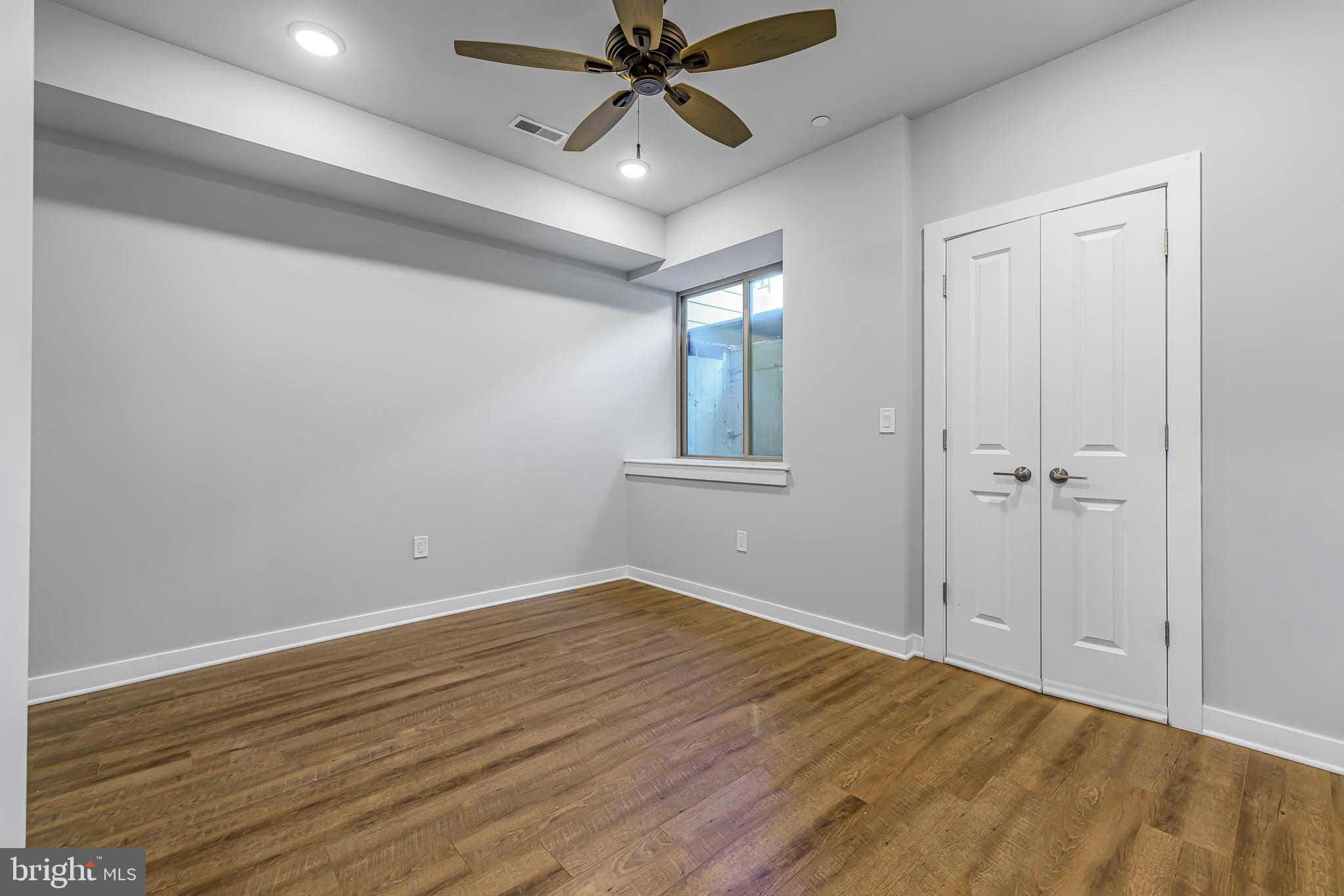 MANTUA - Residential