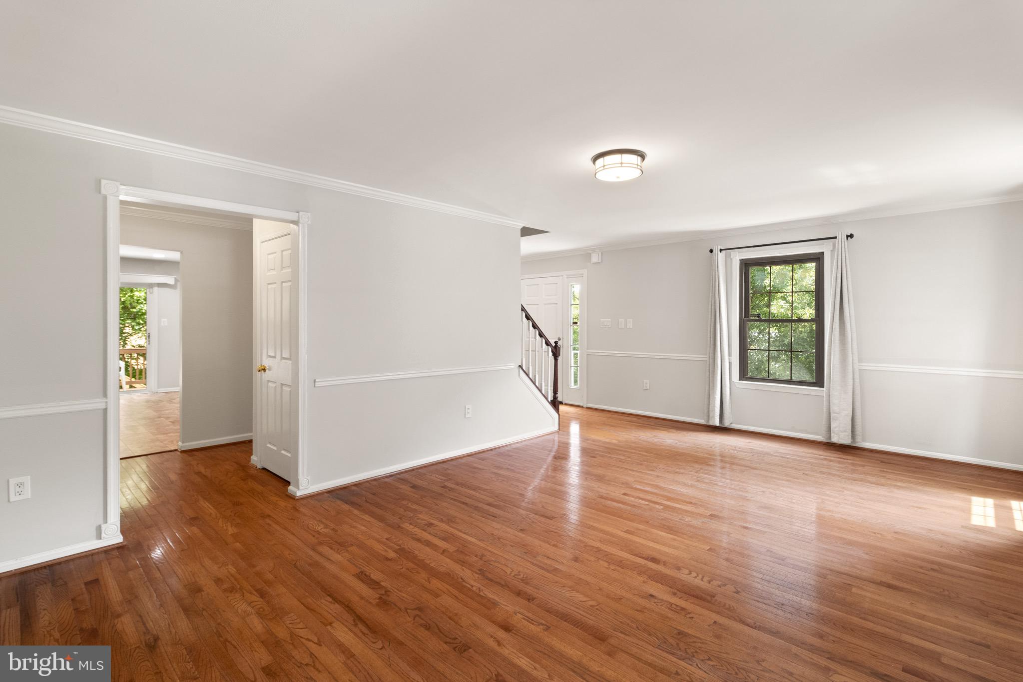 SPRINGFIELD OAKS - Residential