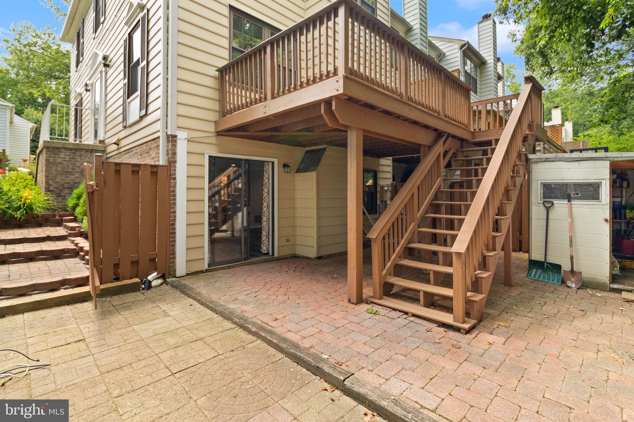 SPRINGFIELD OAKS - Residential