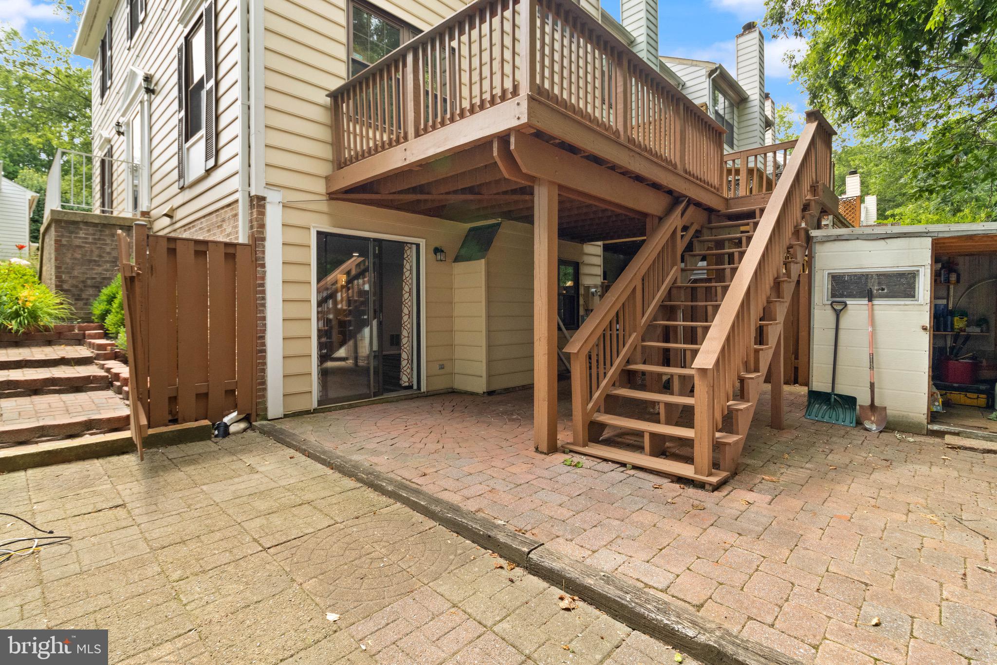 SPRINGFIELD OAKS - Residential