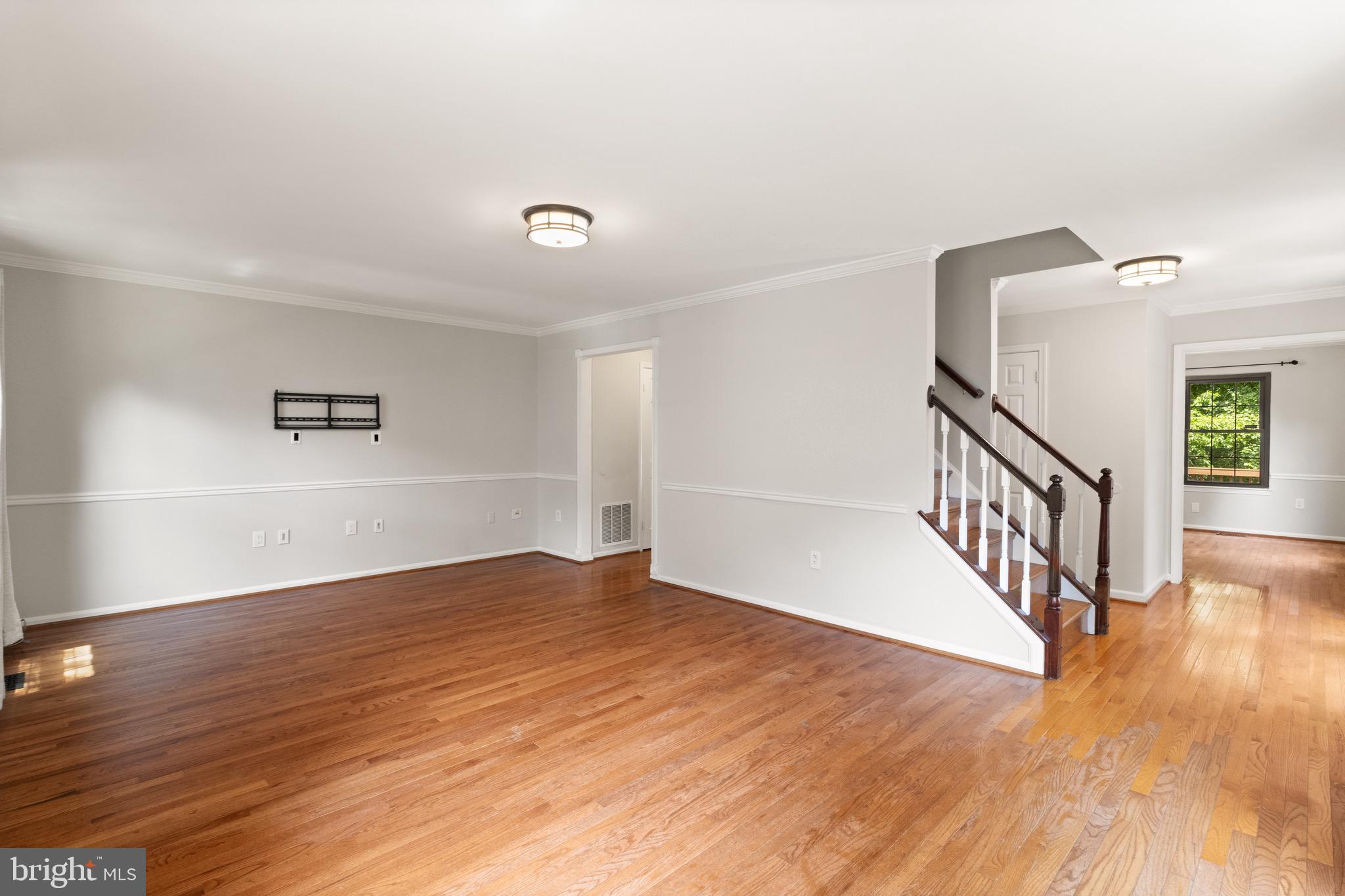SPRINGFIELD OAKS - Residential