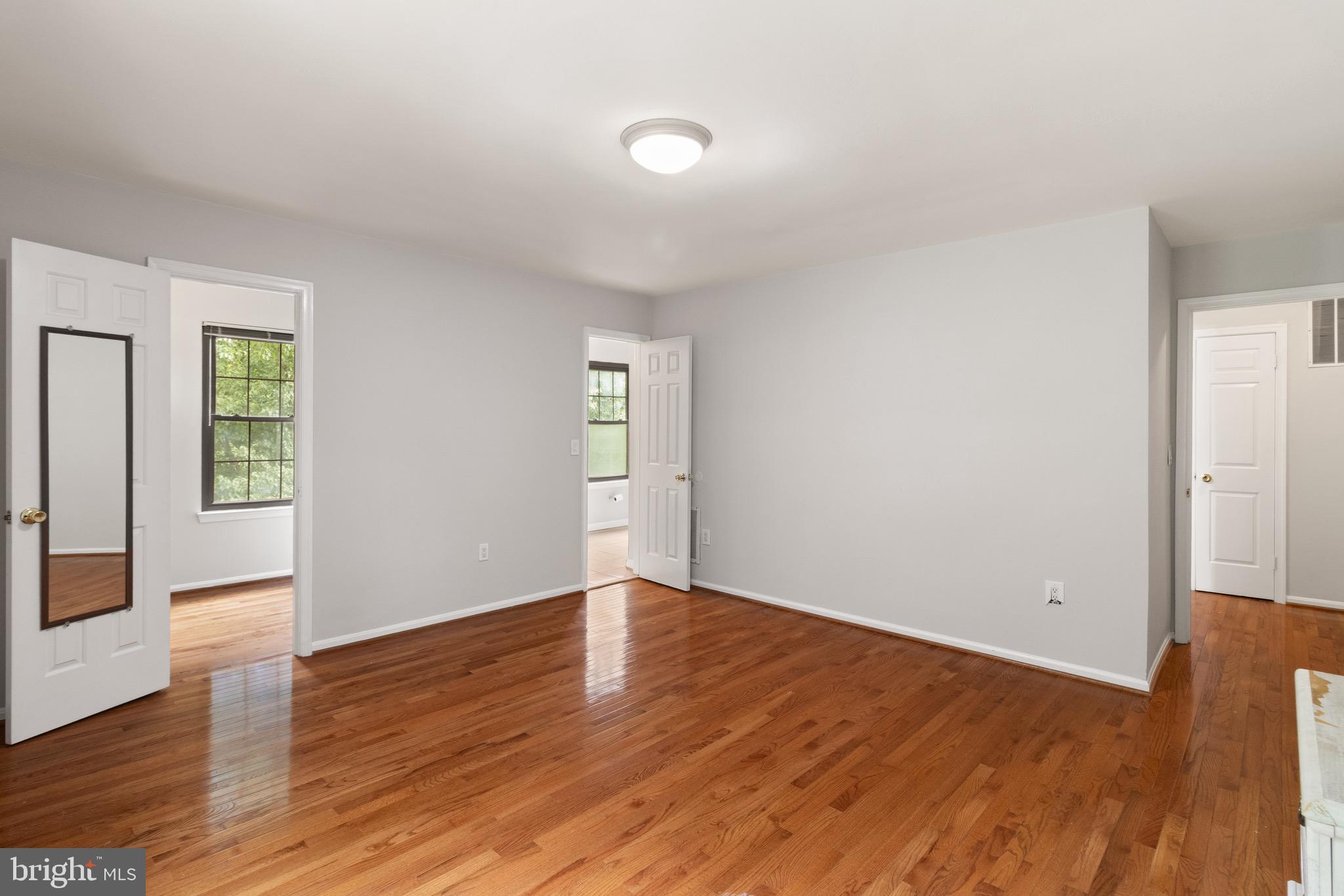 SPRINGFIELD OAKS - Residential