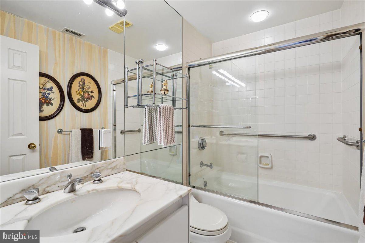 SOMERSET HOUSE CONDOS - Residential