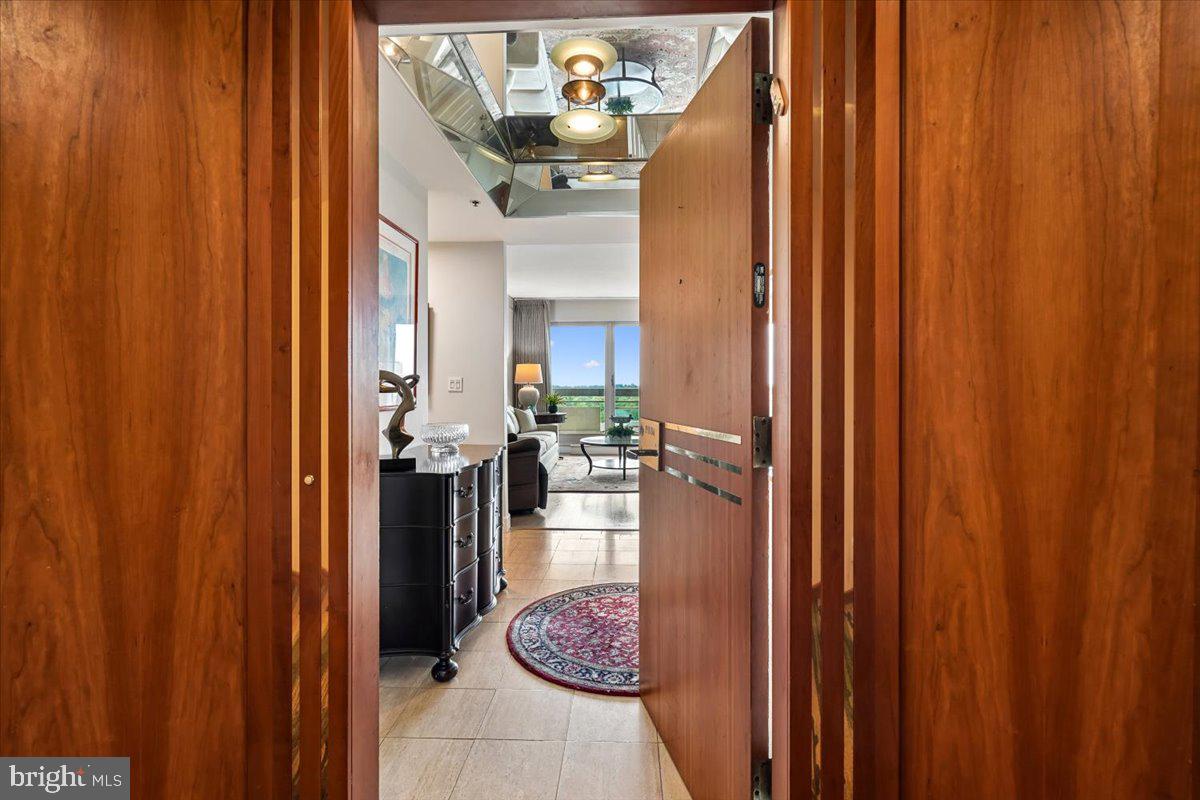 SOMERSET HOUSE CONDOS - Residential