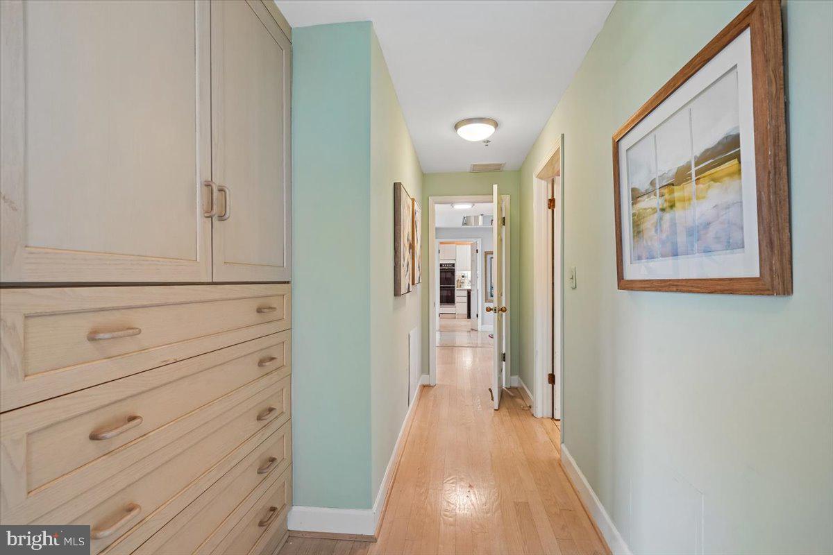 SOMERSET HOUSE CONDOS - Residential