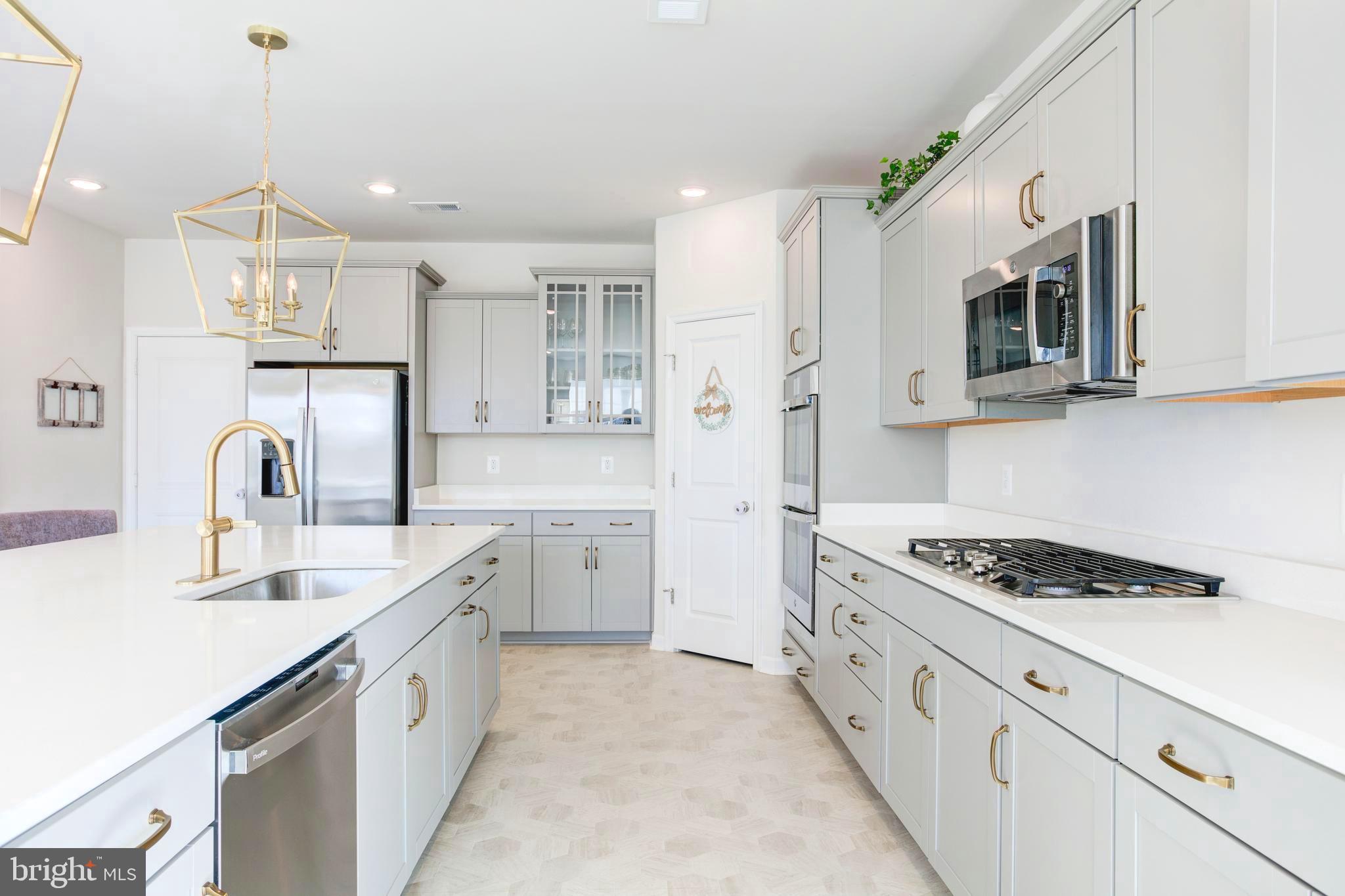 NORTH RIDGE - Residential