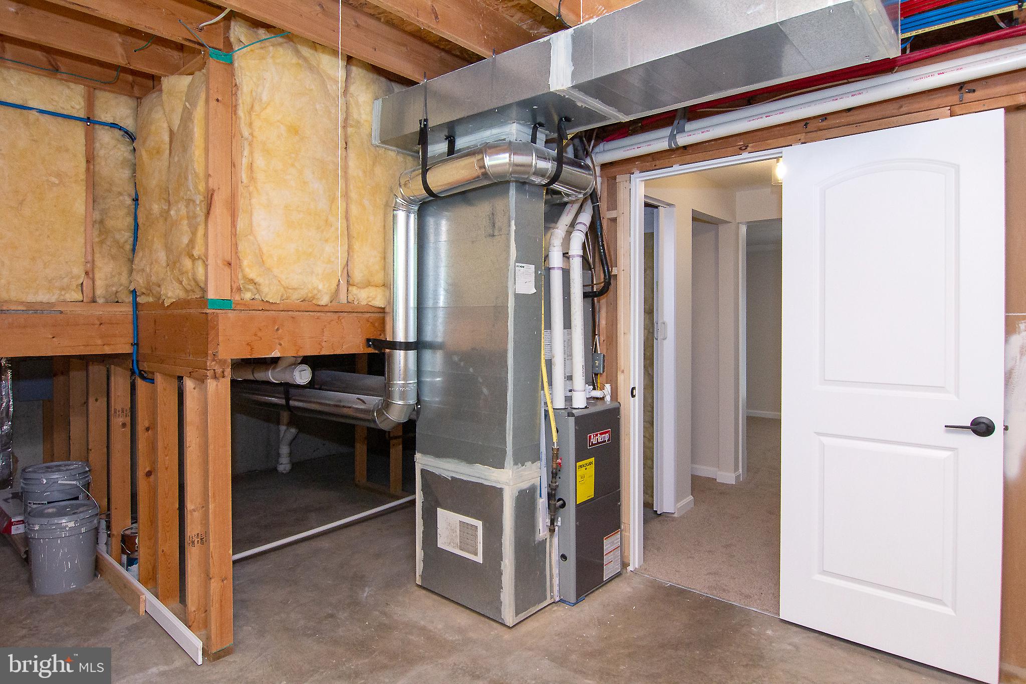 FURNACE HILLS - Residential