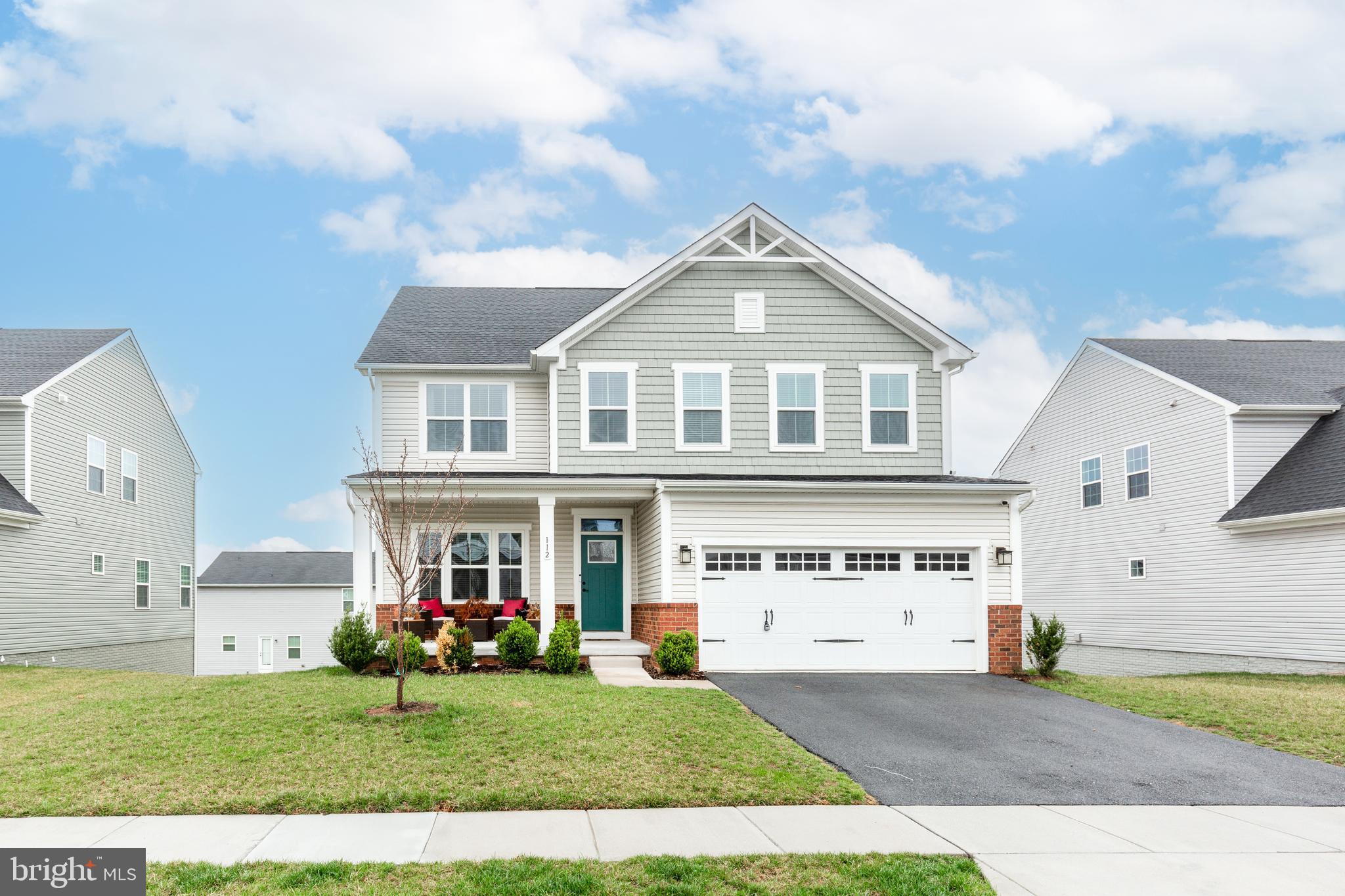 MEADE'S CROSSING - Residential